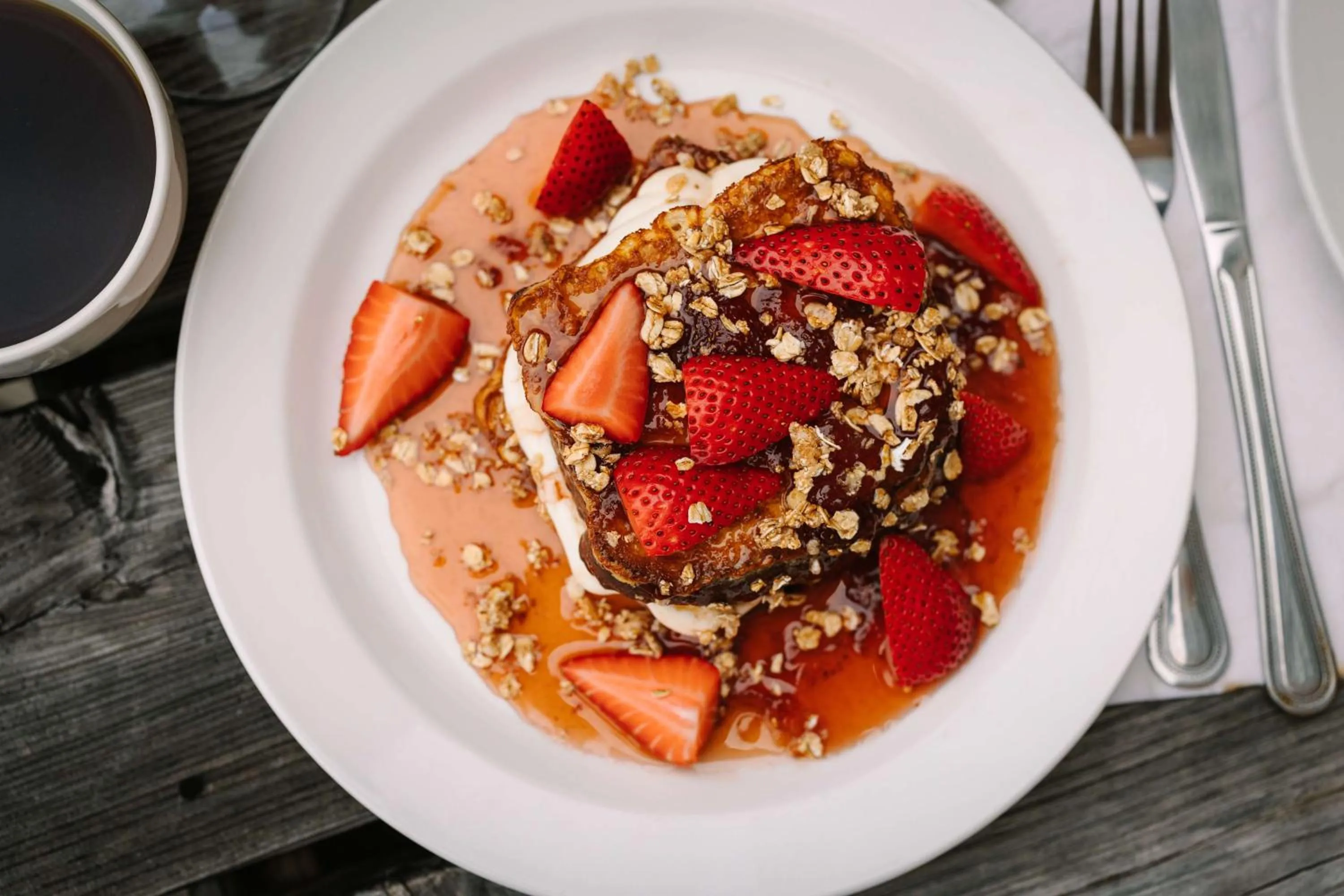 Dining area in Graduate by Hilton Knoxville