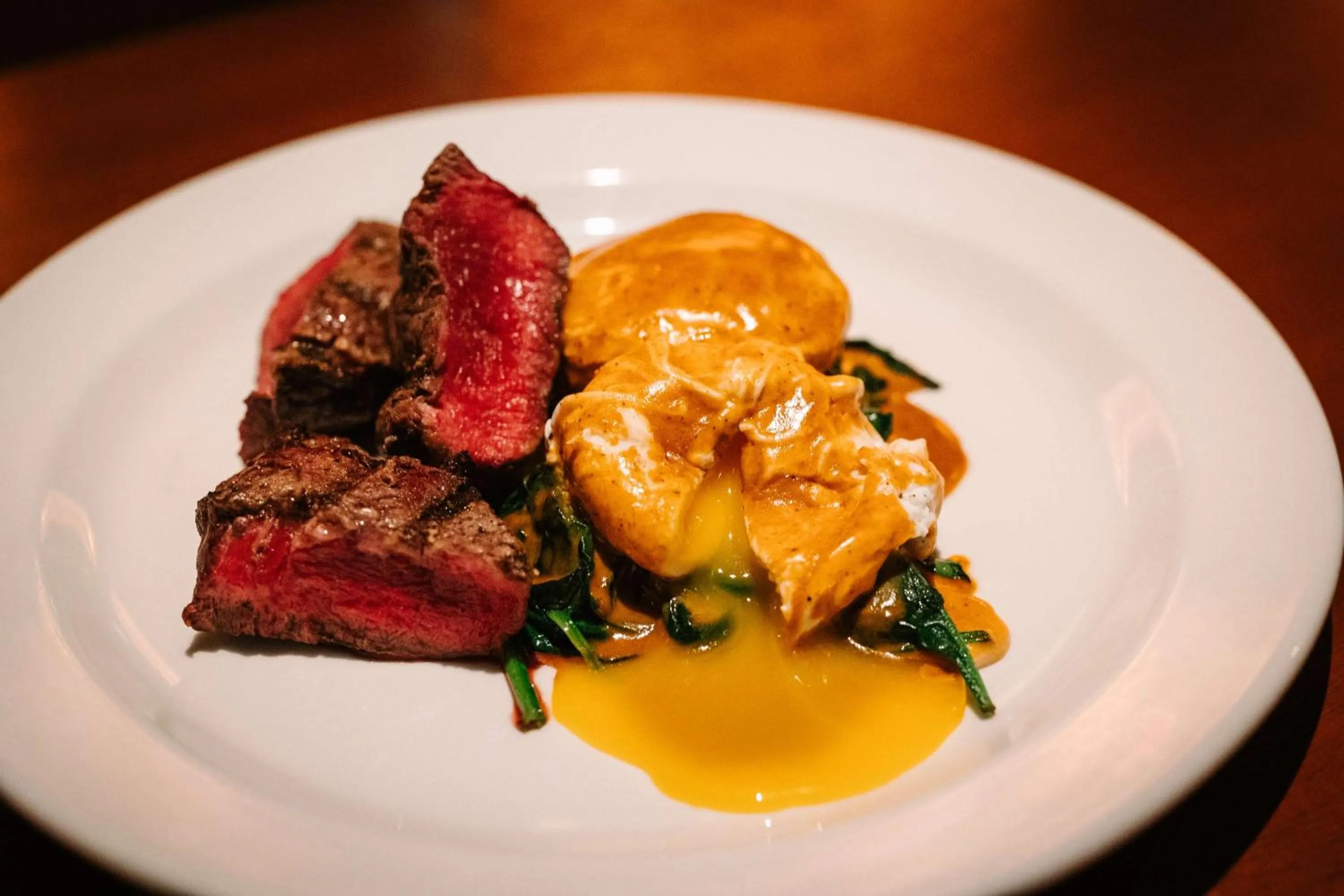 Dining area in Graduate by Hilton Knoxville