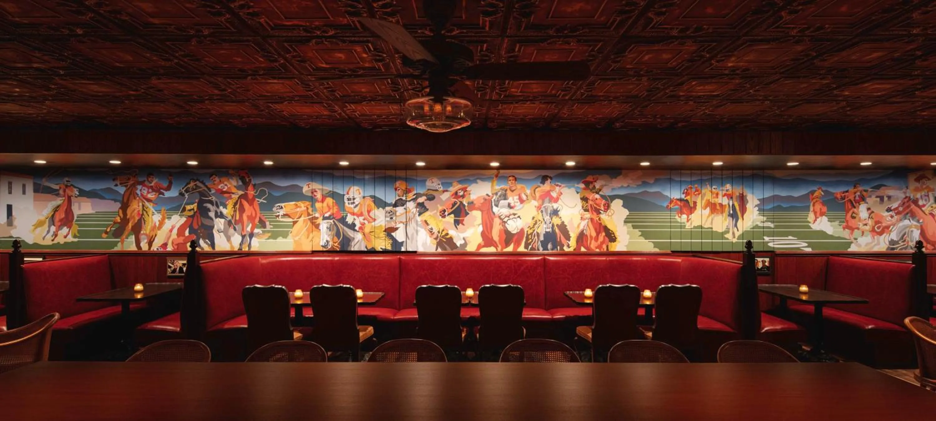 Dining area in Graduate by Hilton Knoxville