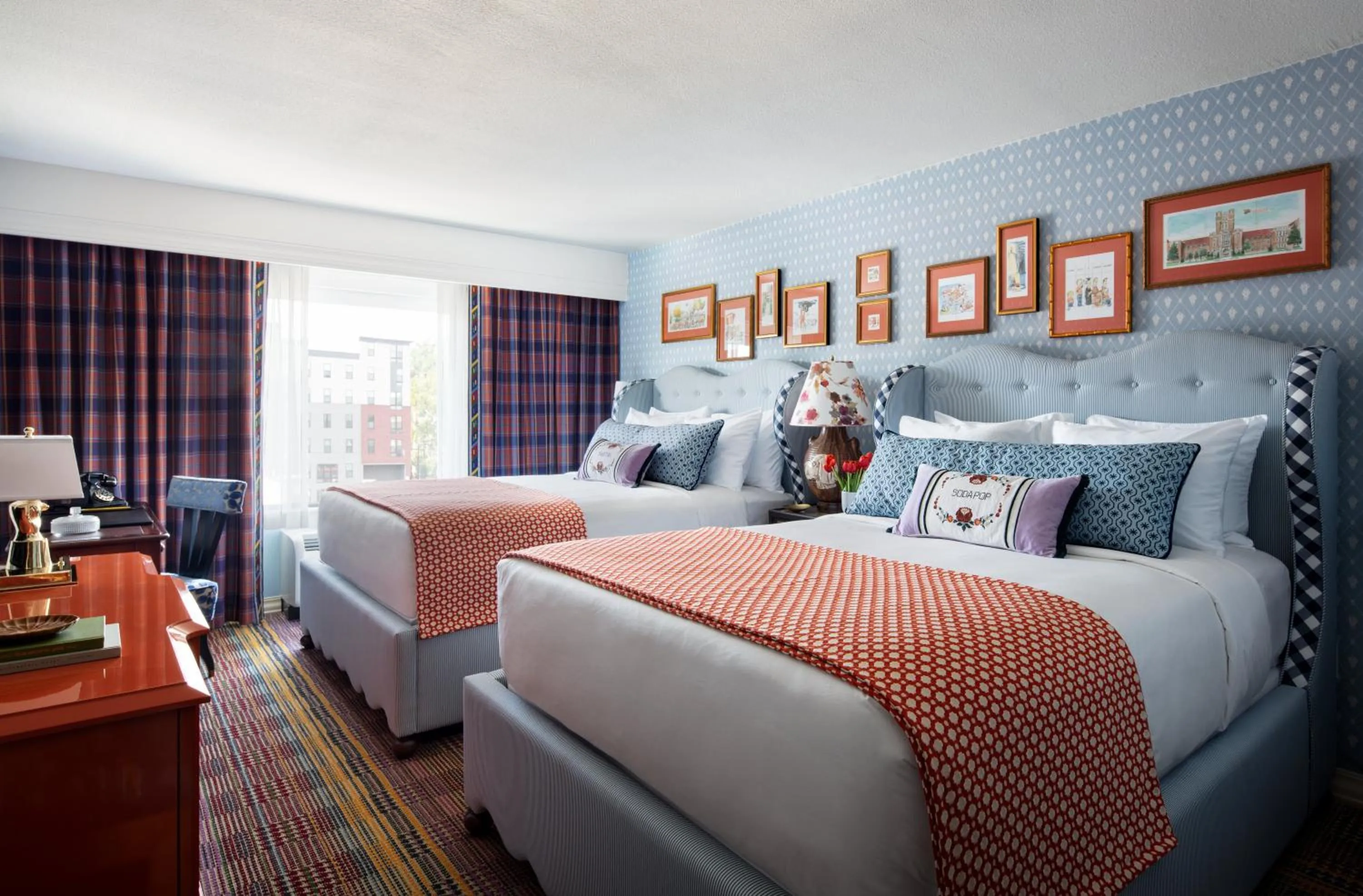 Bed in Graduate by Hilton Knoxville