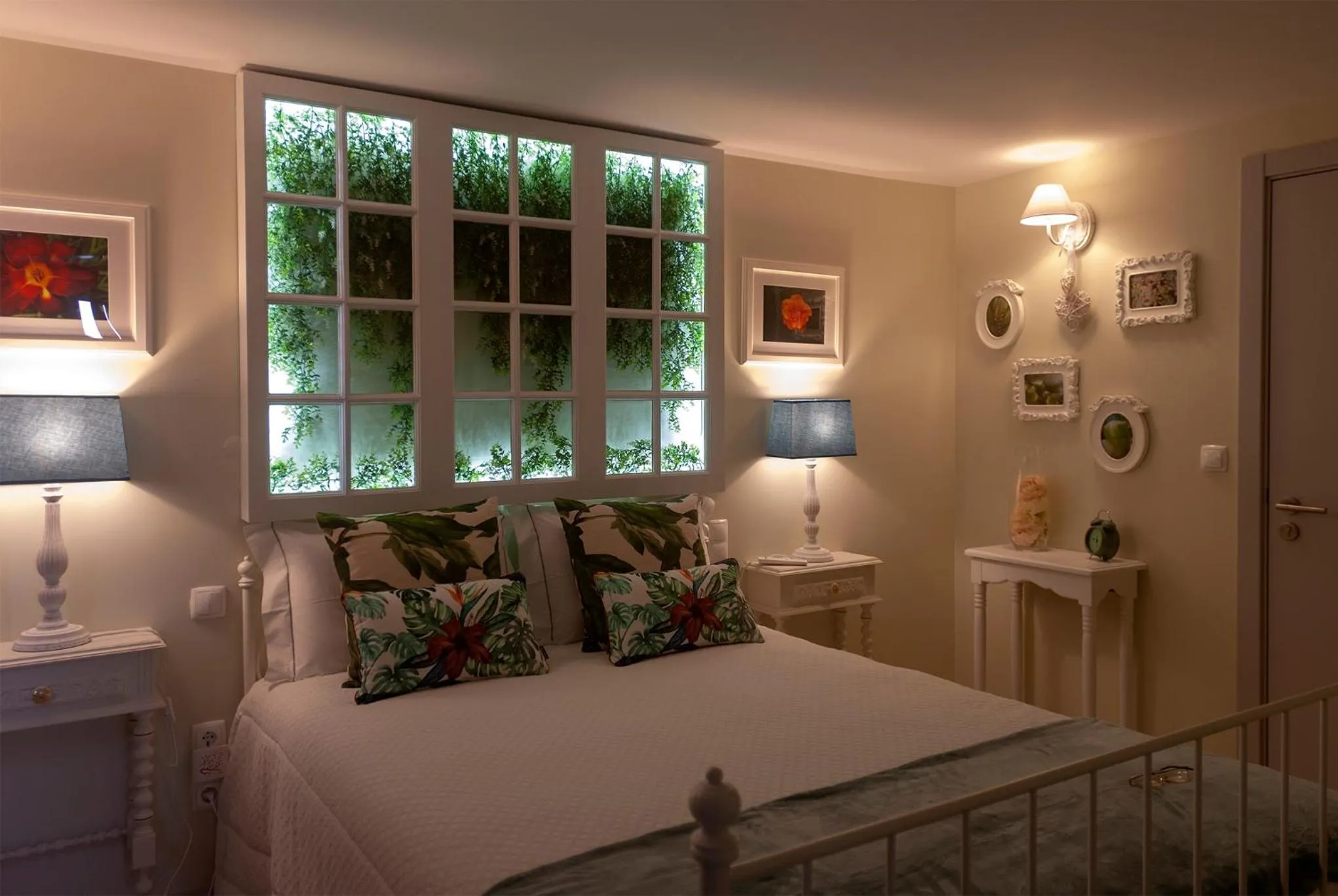 Bed in My Bed in pico