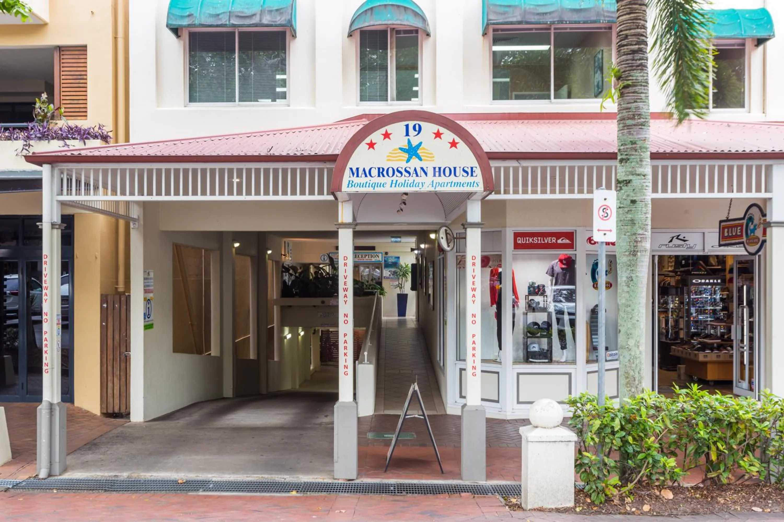 Facade/entrance in Macrossan House Boutique Holiday Apartments