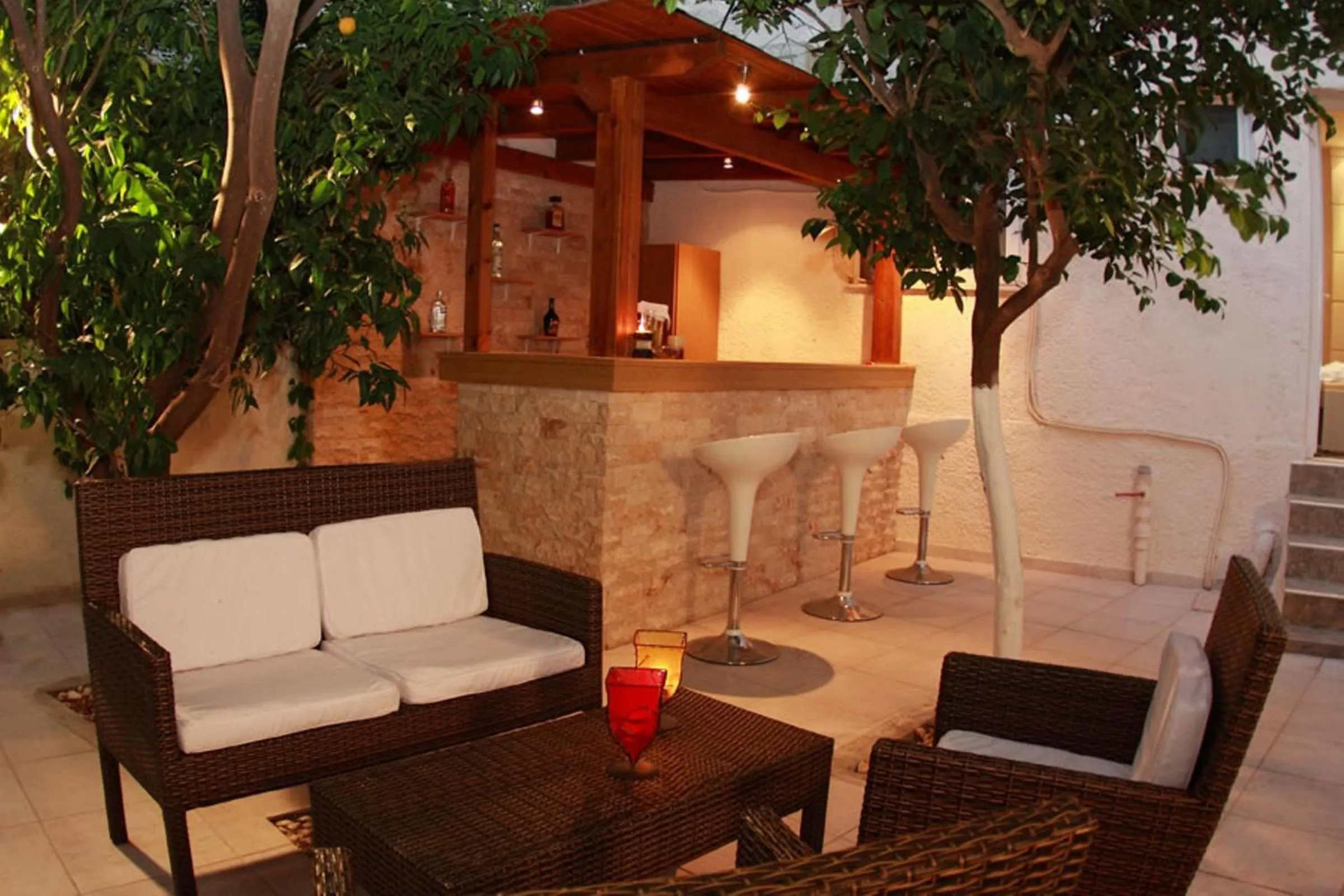 Garden in Nancy Hotel