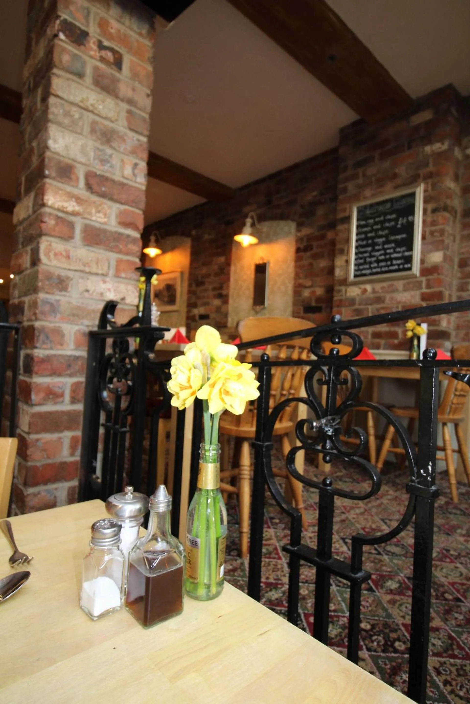 Dining area in The Clothiers Arms