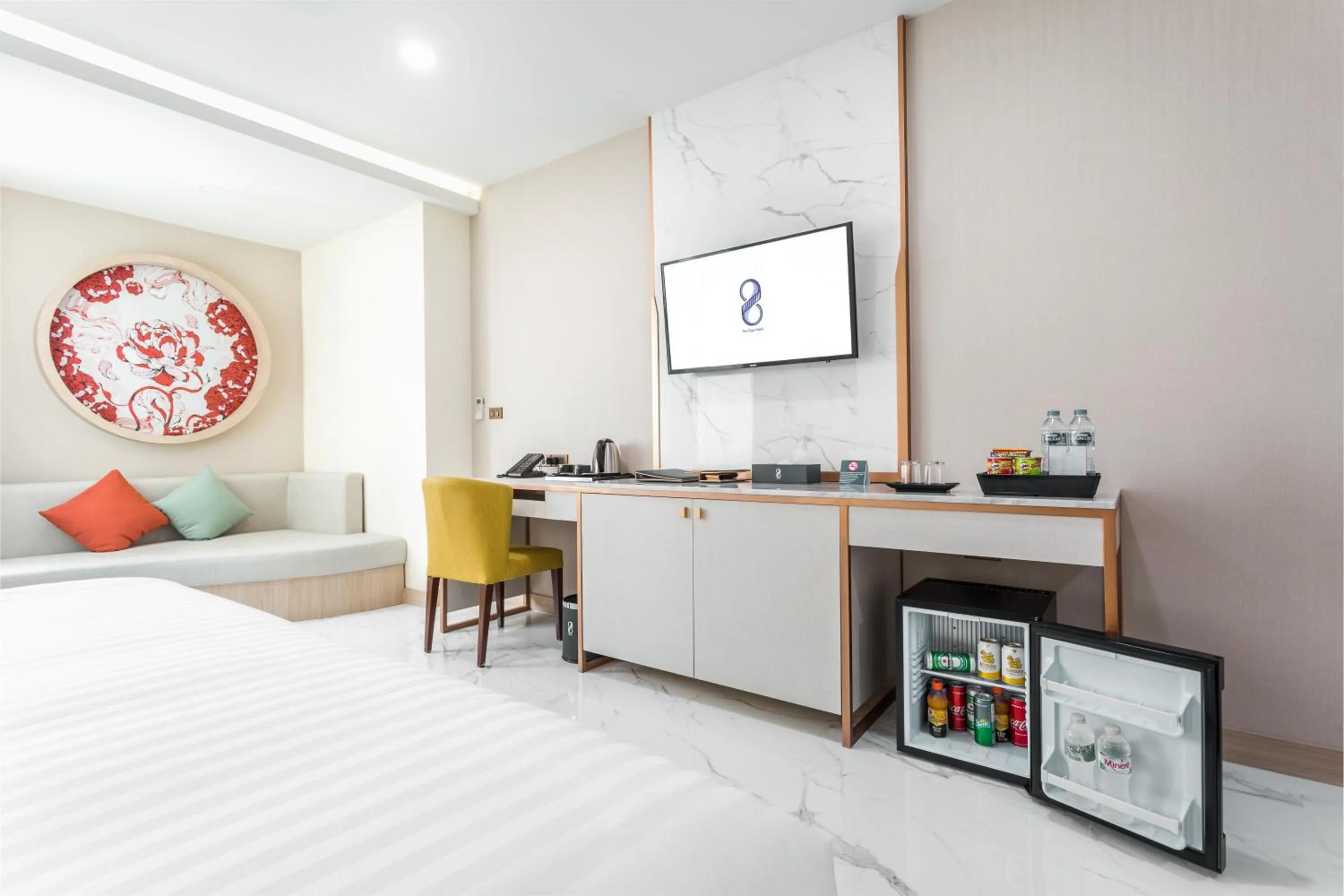 TV and multimedia, Bed in The 8 Hotel Udonthani