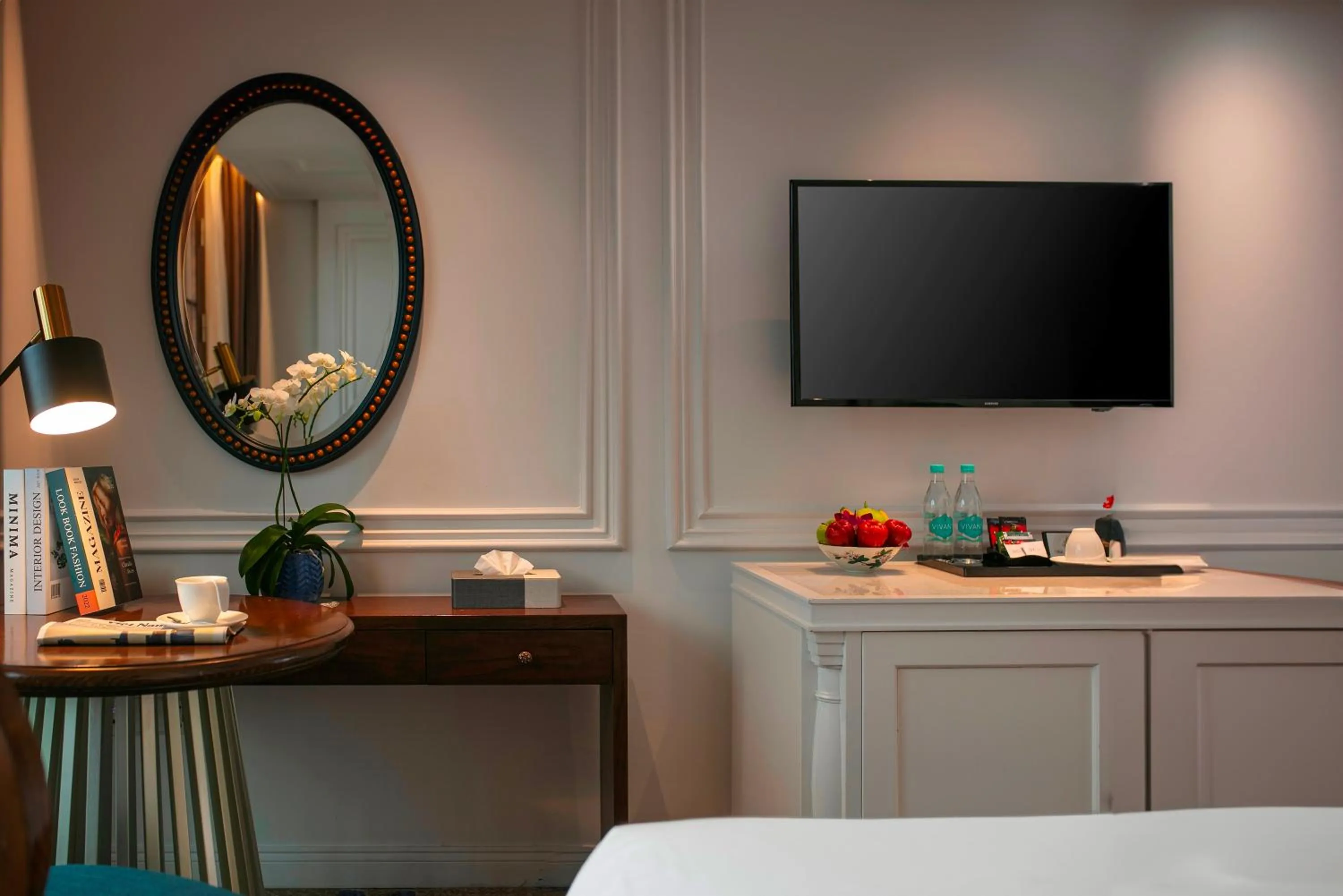 TV and multimedia, Bed in The Oriental Jade Hotel