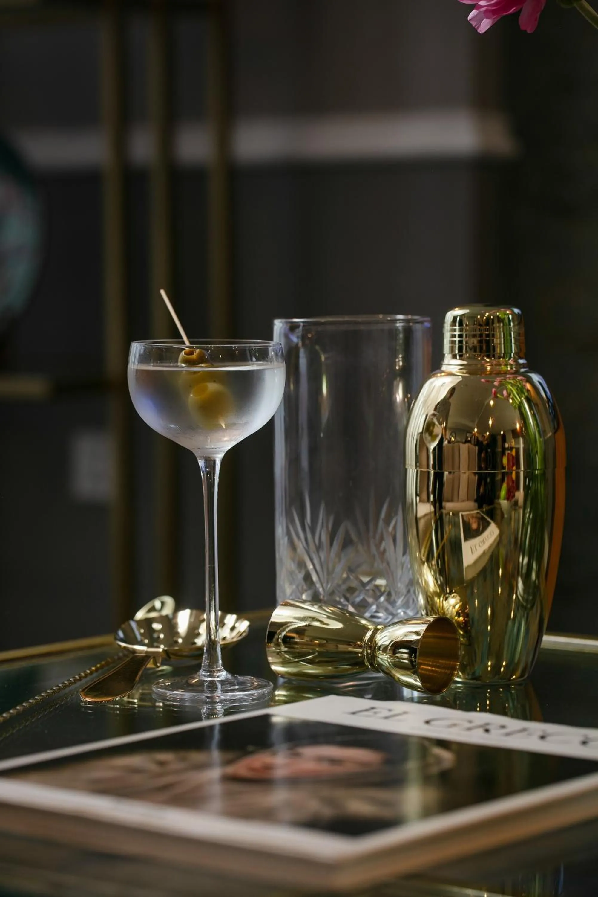 Food and drinks in The Oriental Jade Hotel