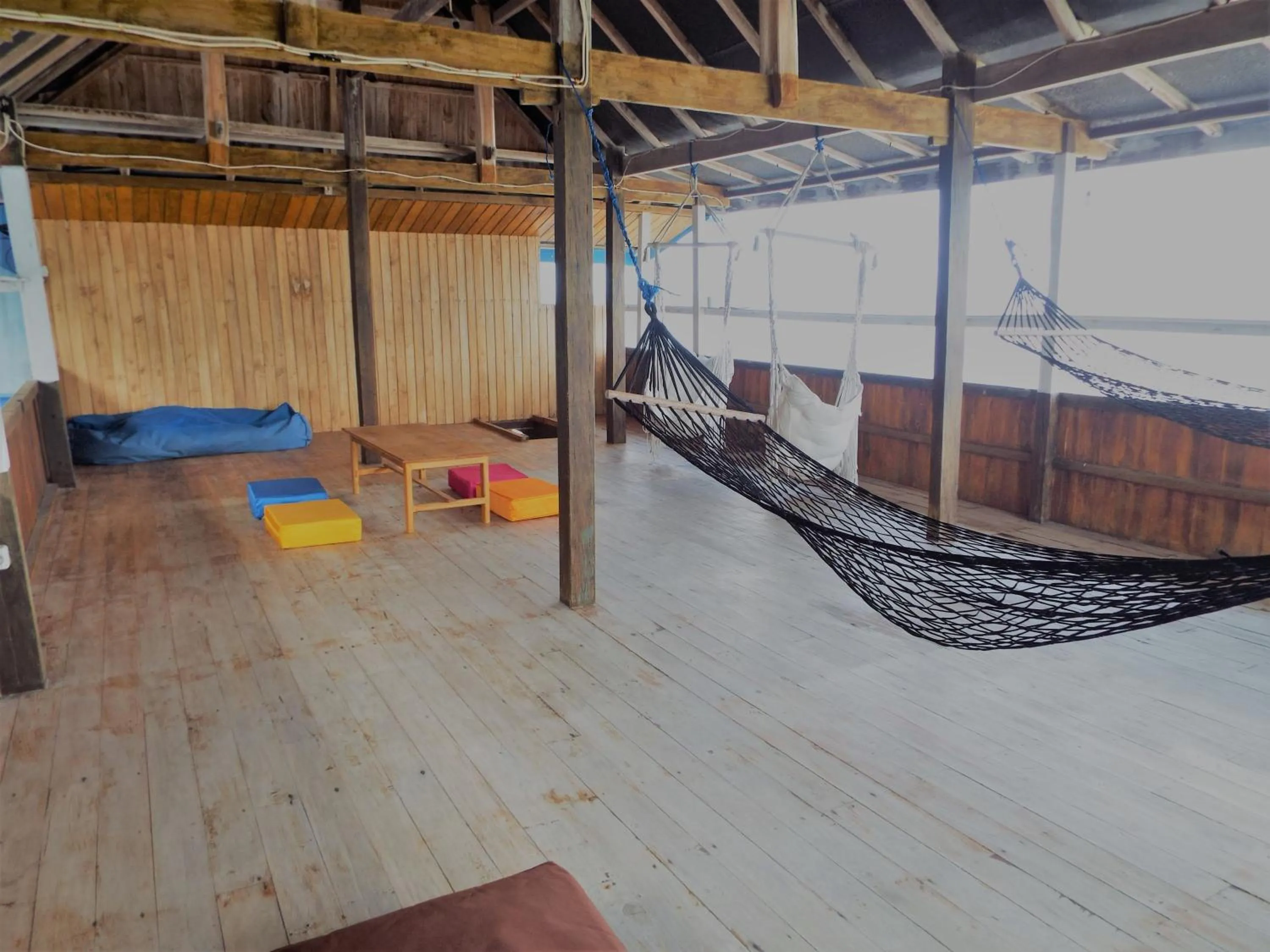 Game Room in Phinisi Hostel Bira