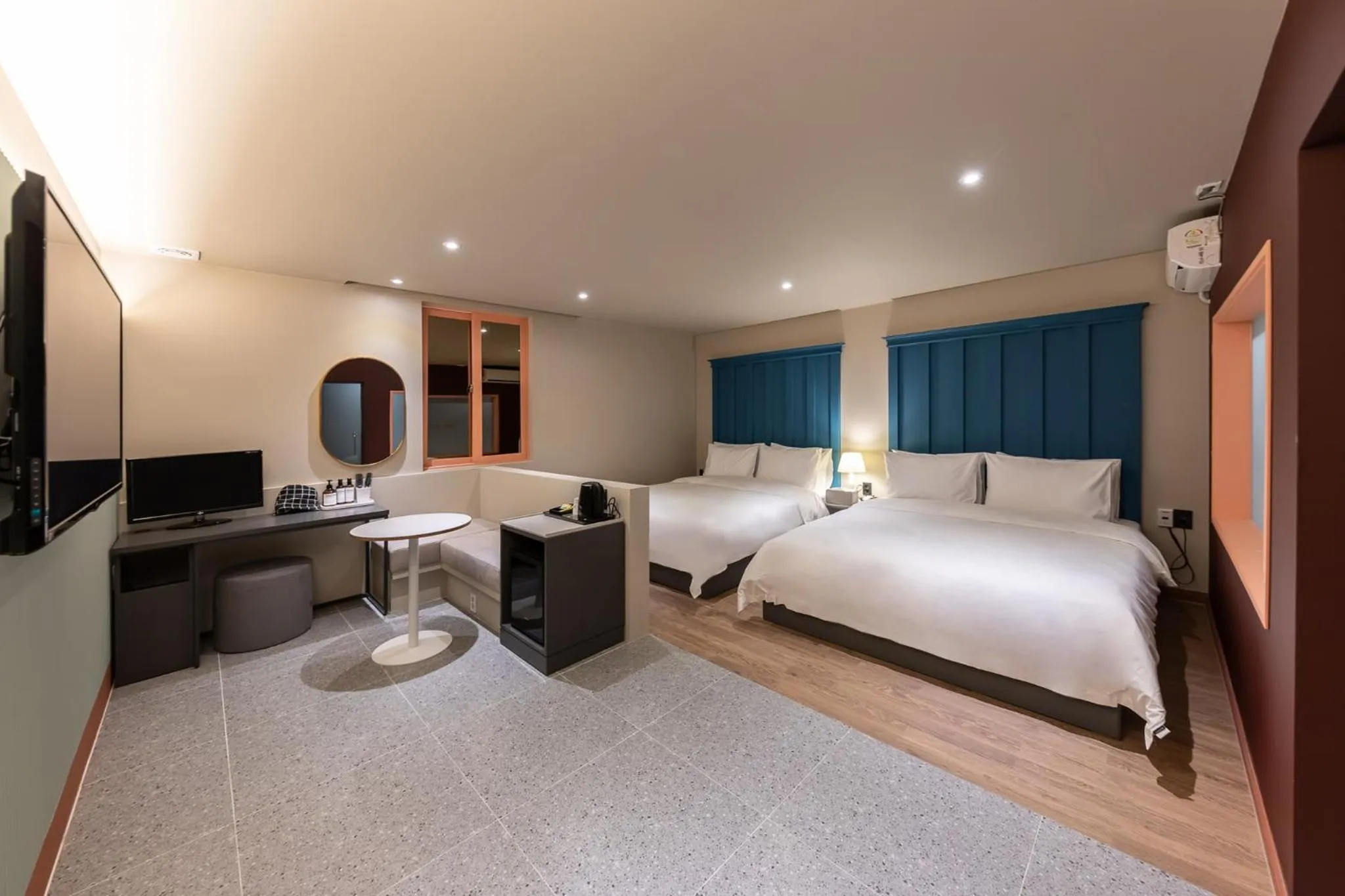 Photo of the whole room, Bed in Brown Dot Hotel Seong Seo
