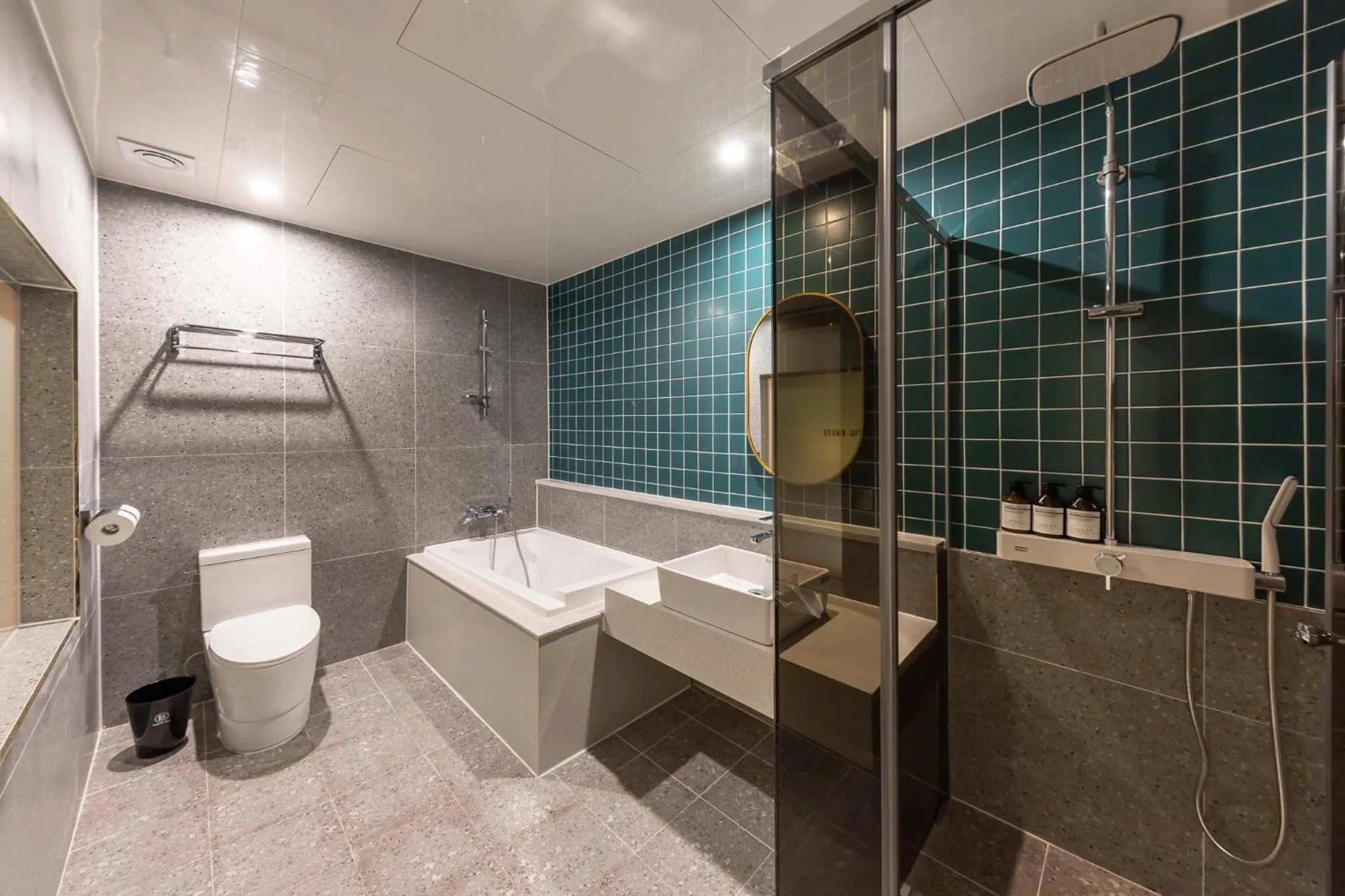 Bathroom in Brown Dot Hotel Seong Seo