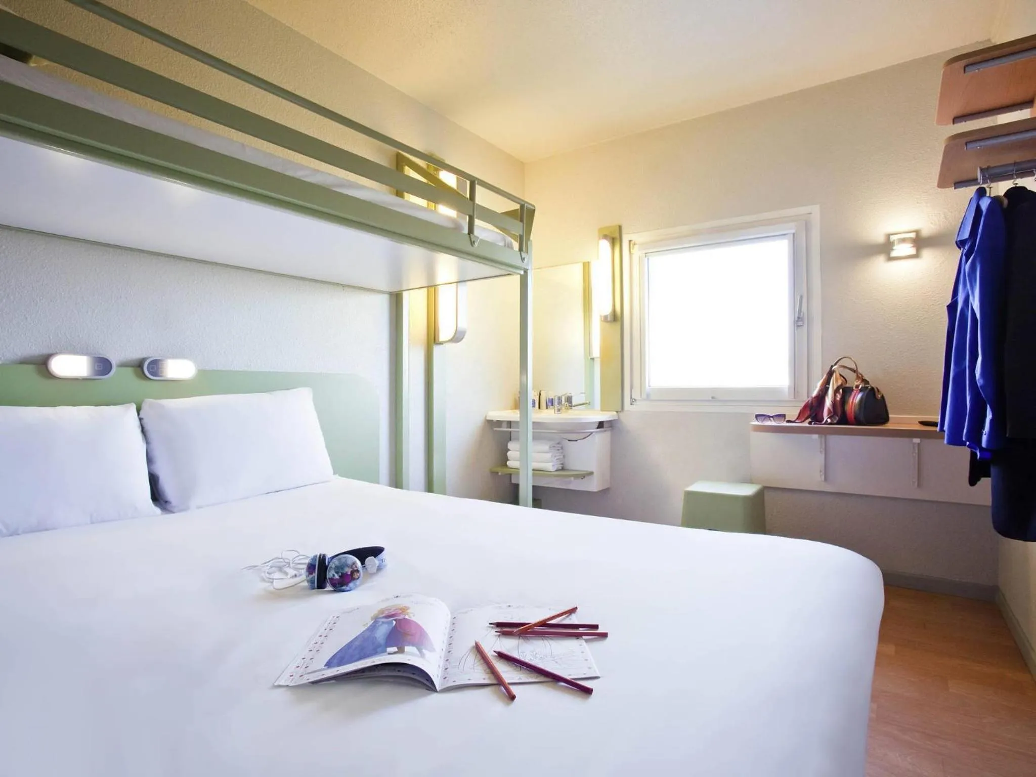 Other, Bed in ibis budget Marne la Vallée Chelles