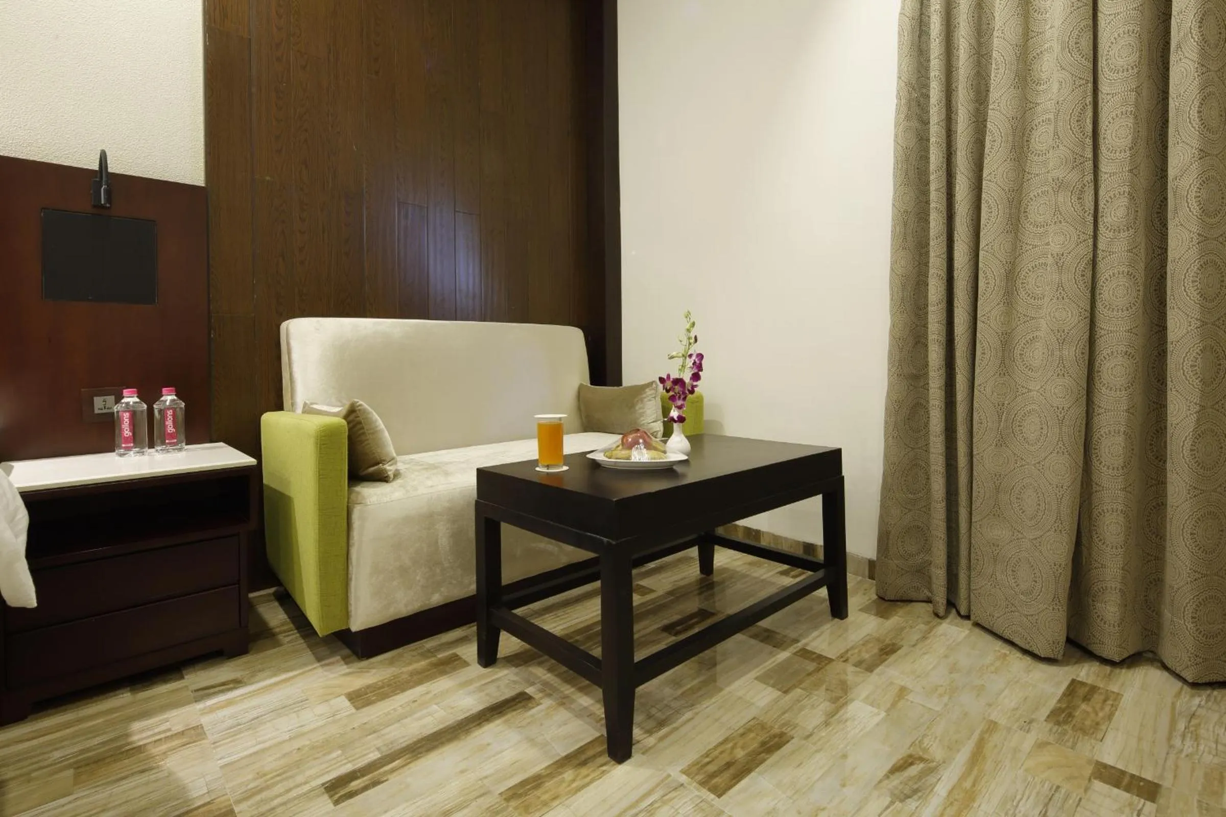 Seating area in Regenta Inn Ranip Ahmedabad