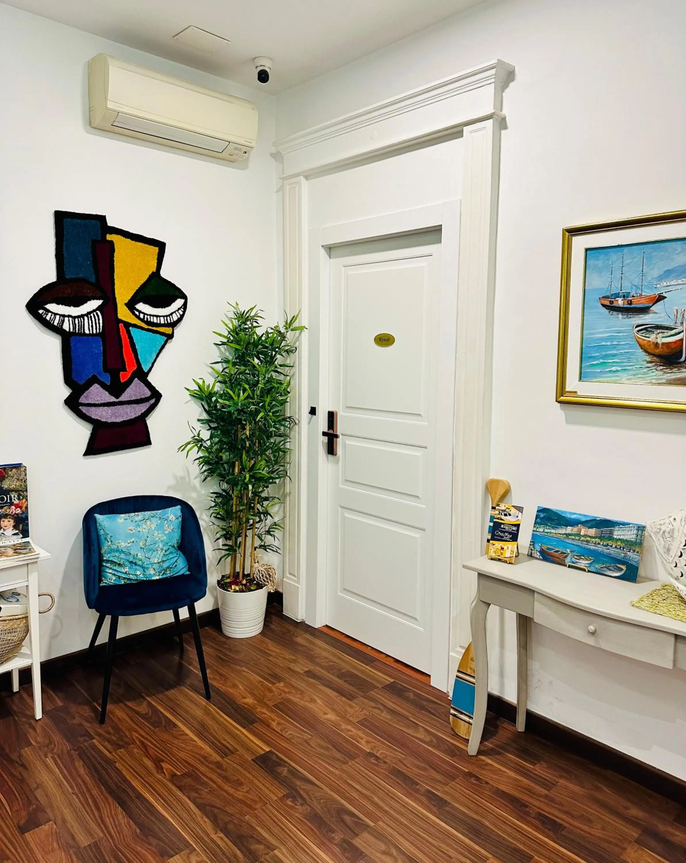 Lobby or reception in RarityArt GuestHouse