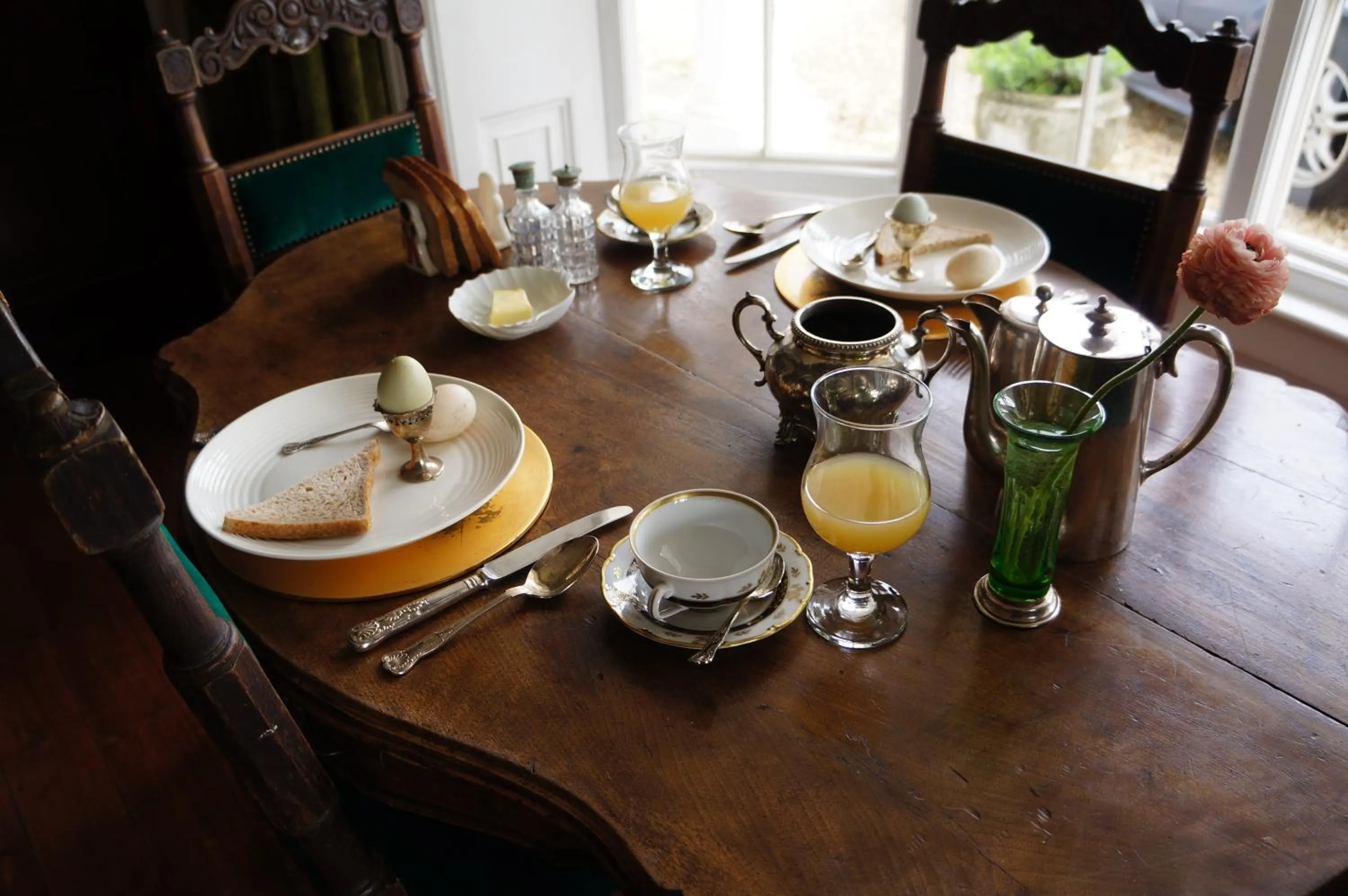 Breakfast in Cedar House Boutique B&B