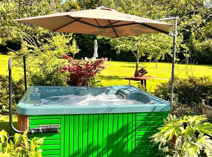 Hot Tub in Cedar House Boutique B&B