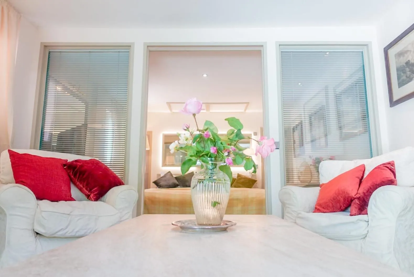 Living room in Cedar House Boutique B&B