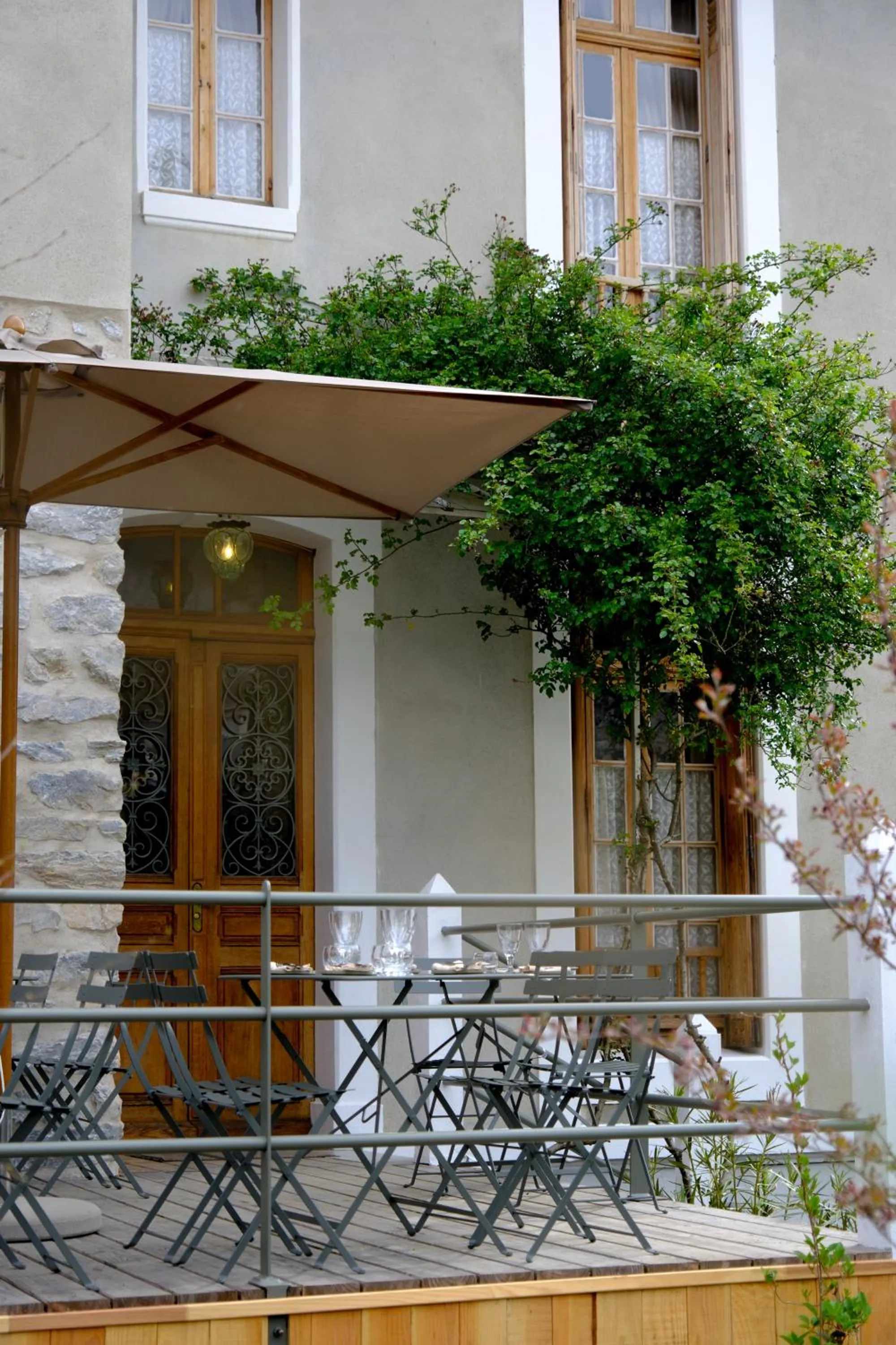 Restaurant/places to eat in Le Rêve d'Aghon Chambres et Restaurant