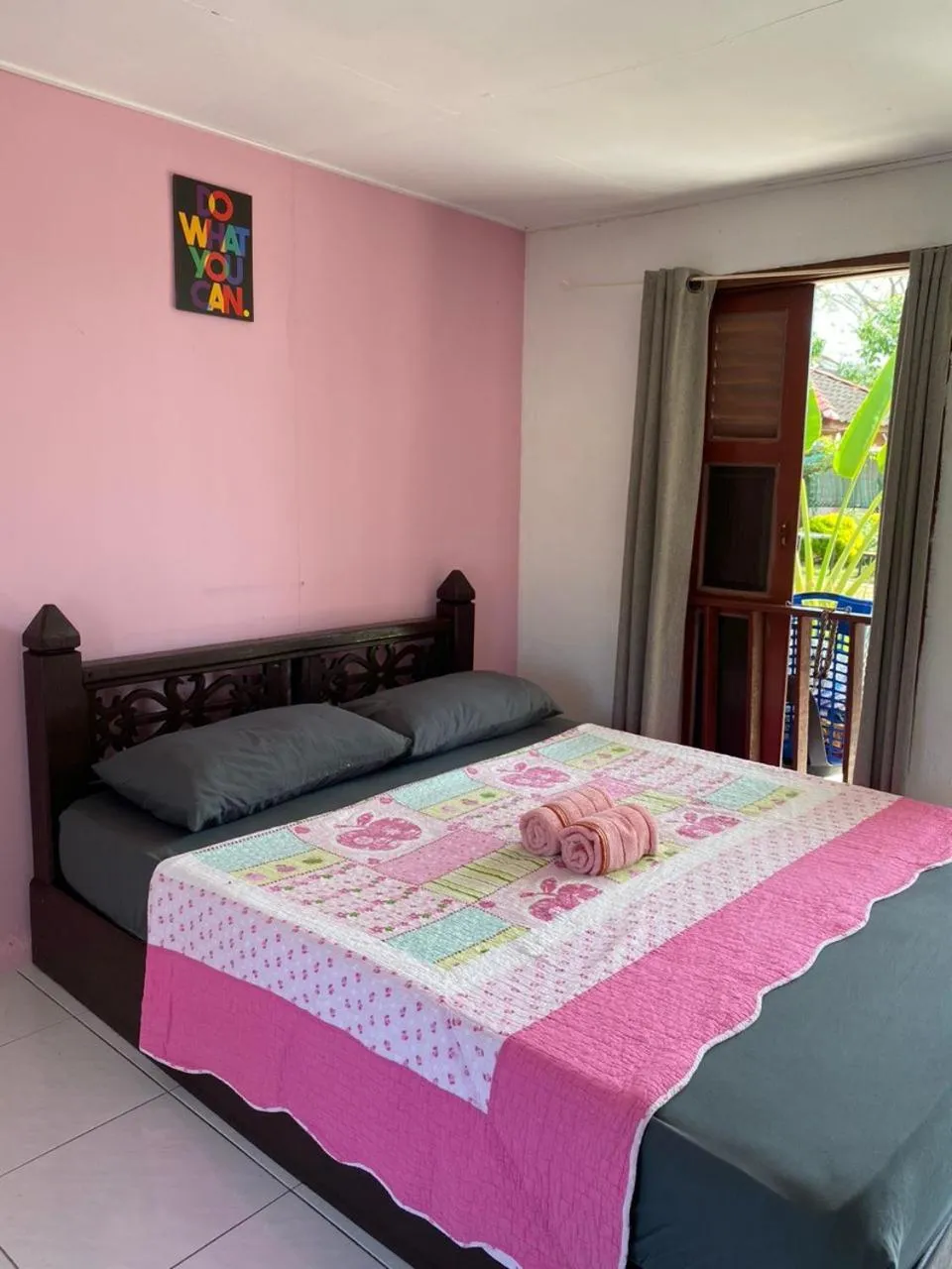 Bed in Dangau Sala D'Kontena