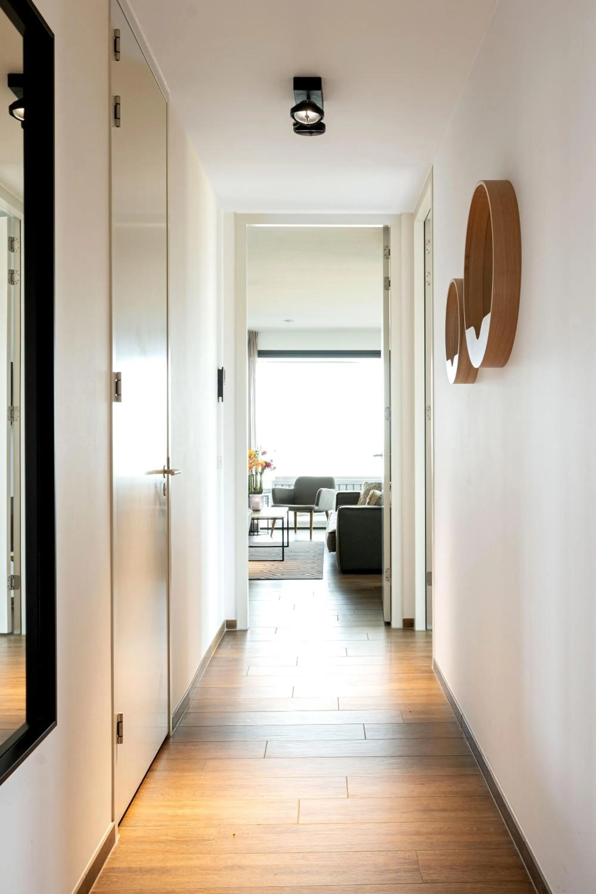 Decorative detail in Maris Apartments