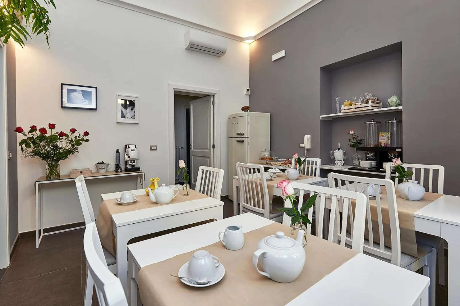 Breakfast in Donna Teresa Guest House