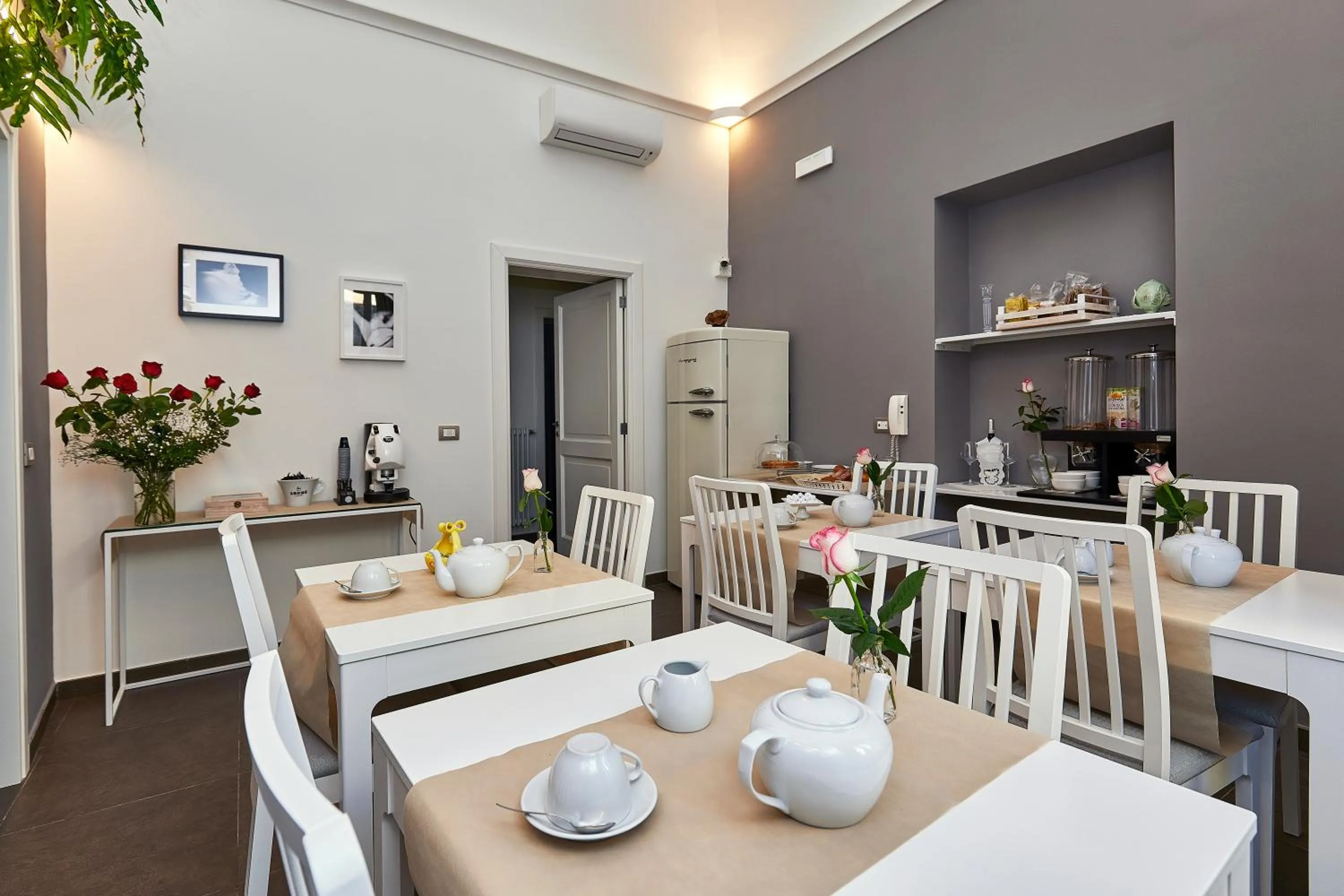 Breakfast in Donna Teresa Guest House