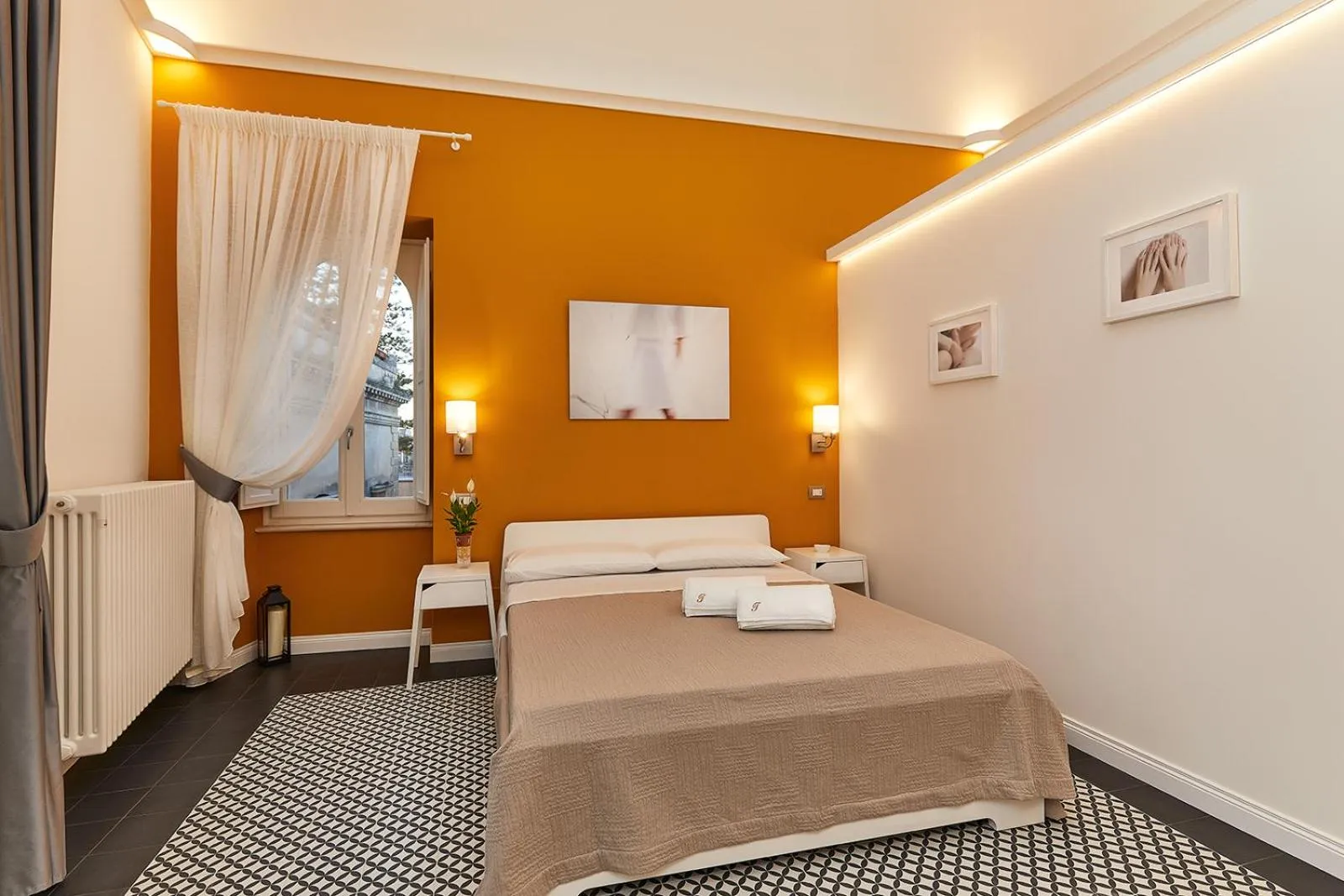 Photo of the whole room, Bed in Donna Teresa Guest House