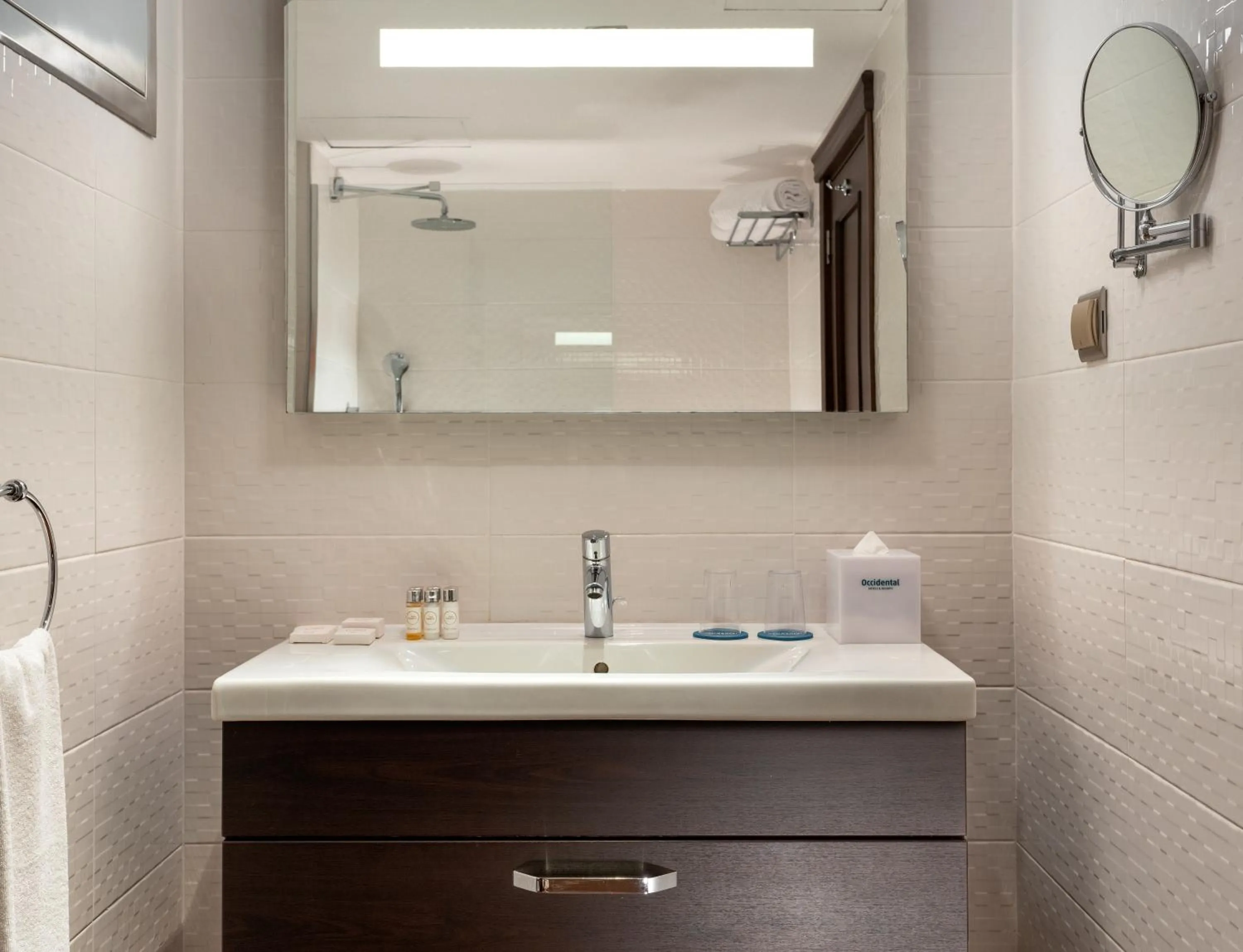 Bathroom in Occidental Taksim