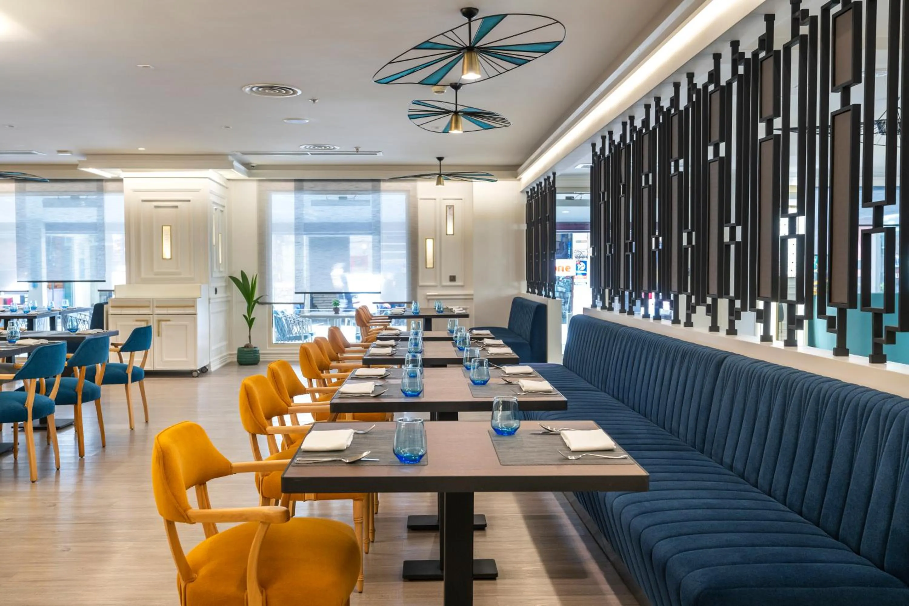 Restaurant/places to eat in Occidental Taksim