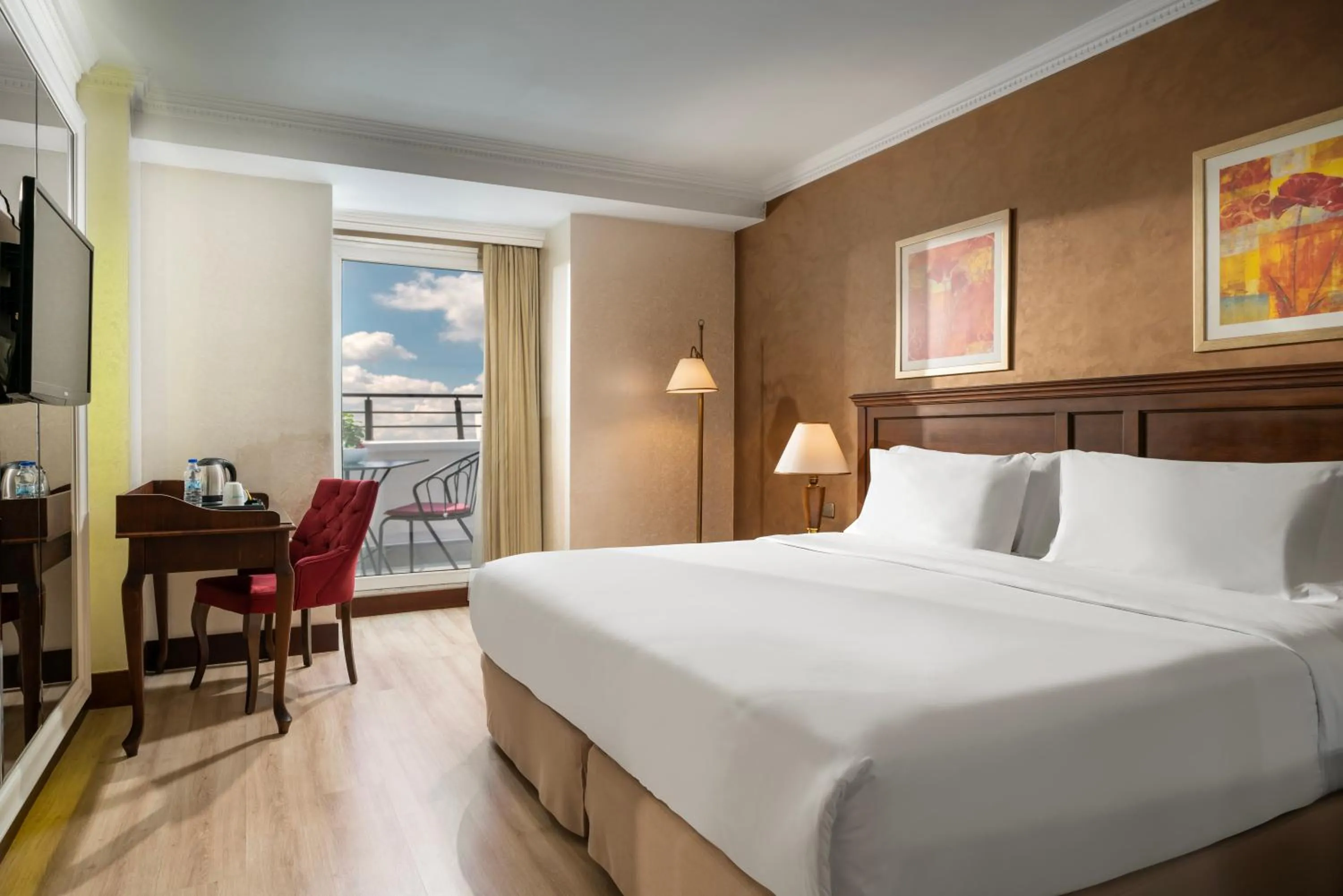 Bedroom, Bed in Occidental Taksim