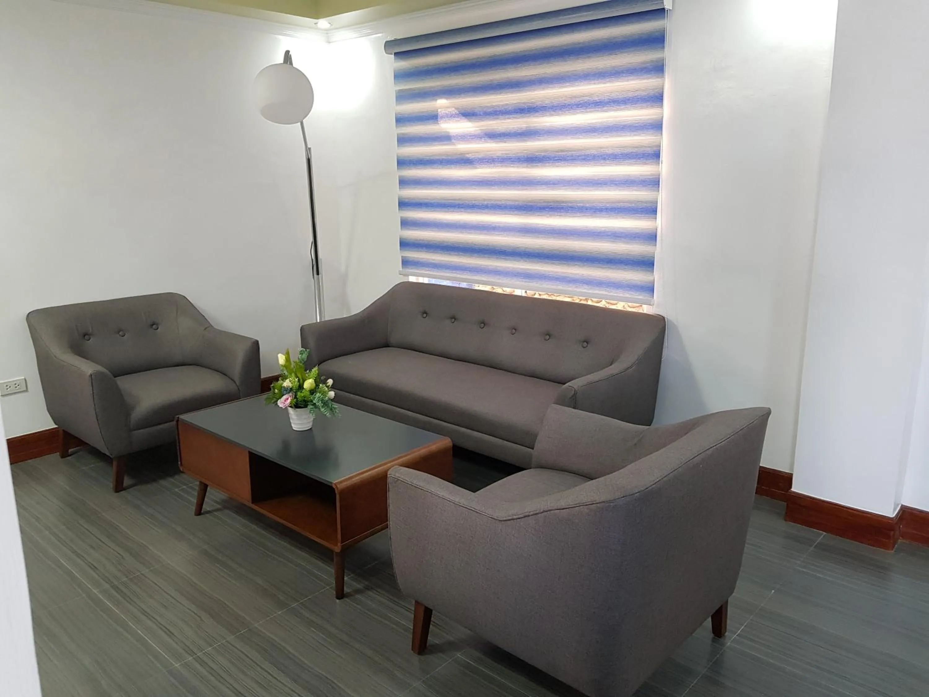 Santiago Cove Hotel and Restaurant