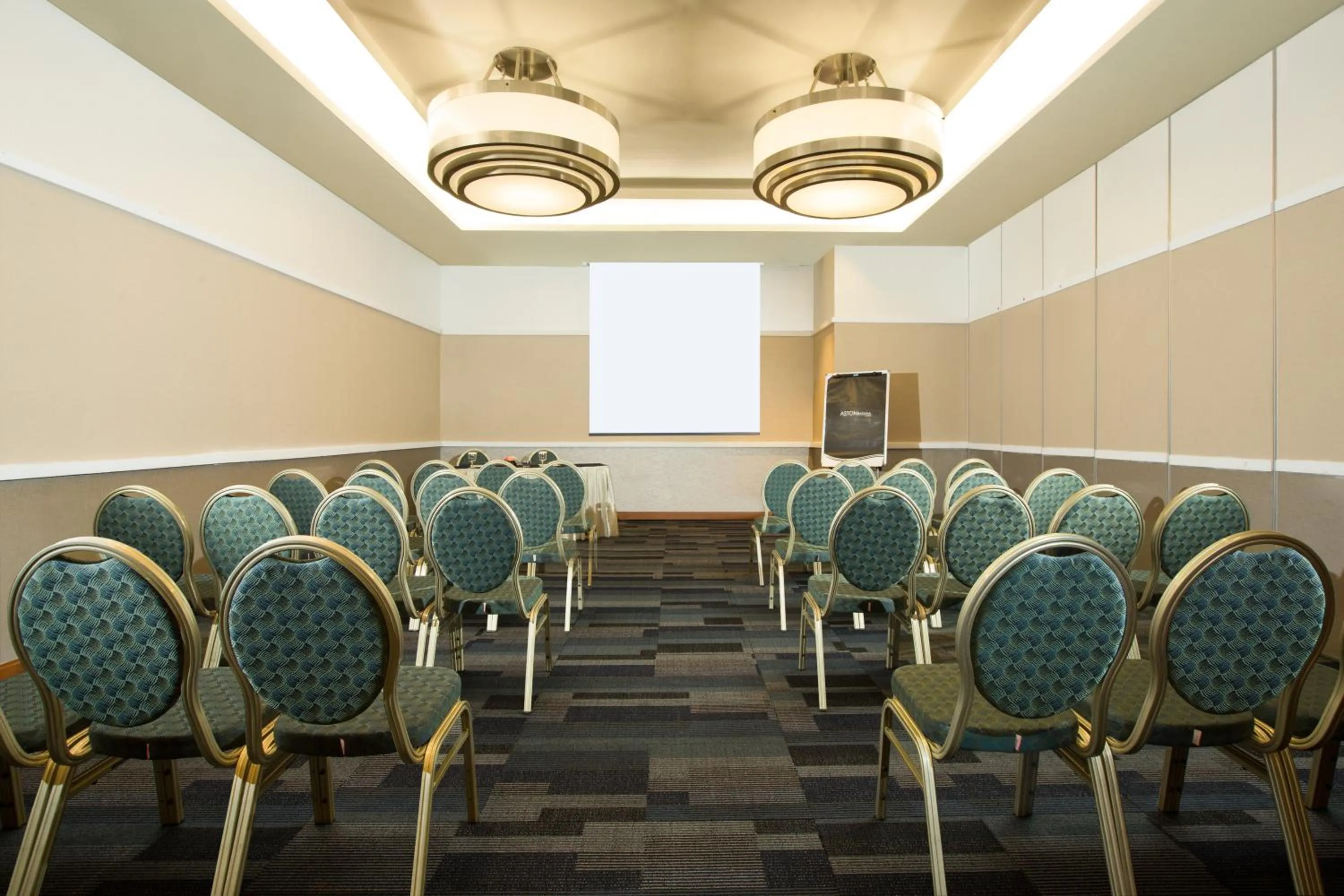 Meeting/conference room in Horison Ultima Suite & Residences Rasuna Jakarta
