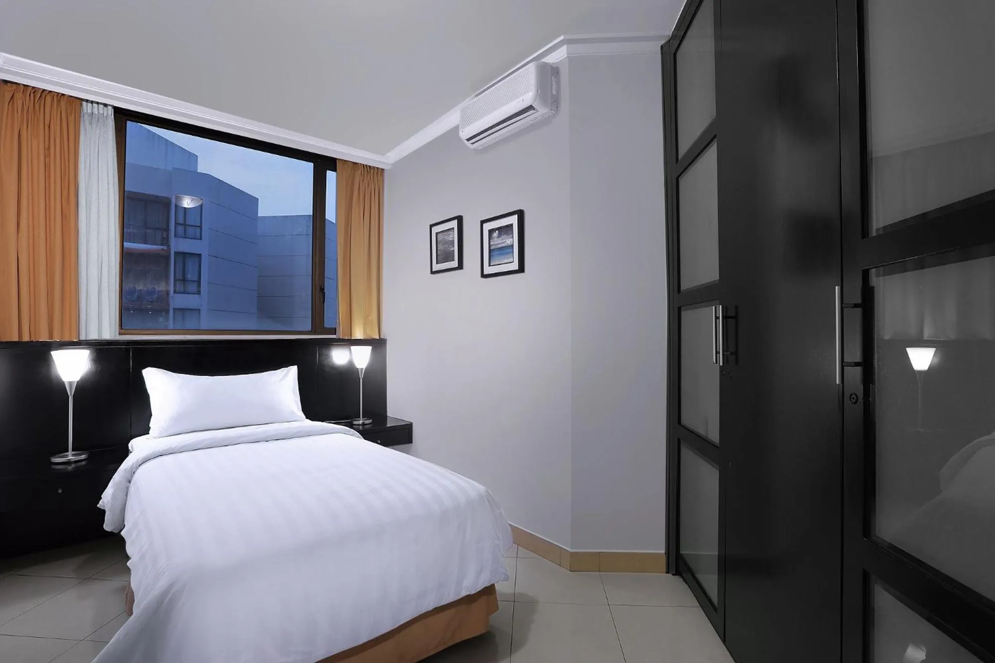 Bed in Horison Ultima Suite & Residences Rasuna Jakarta