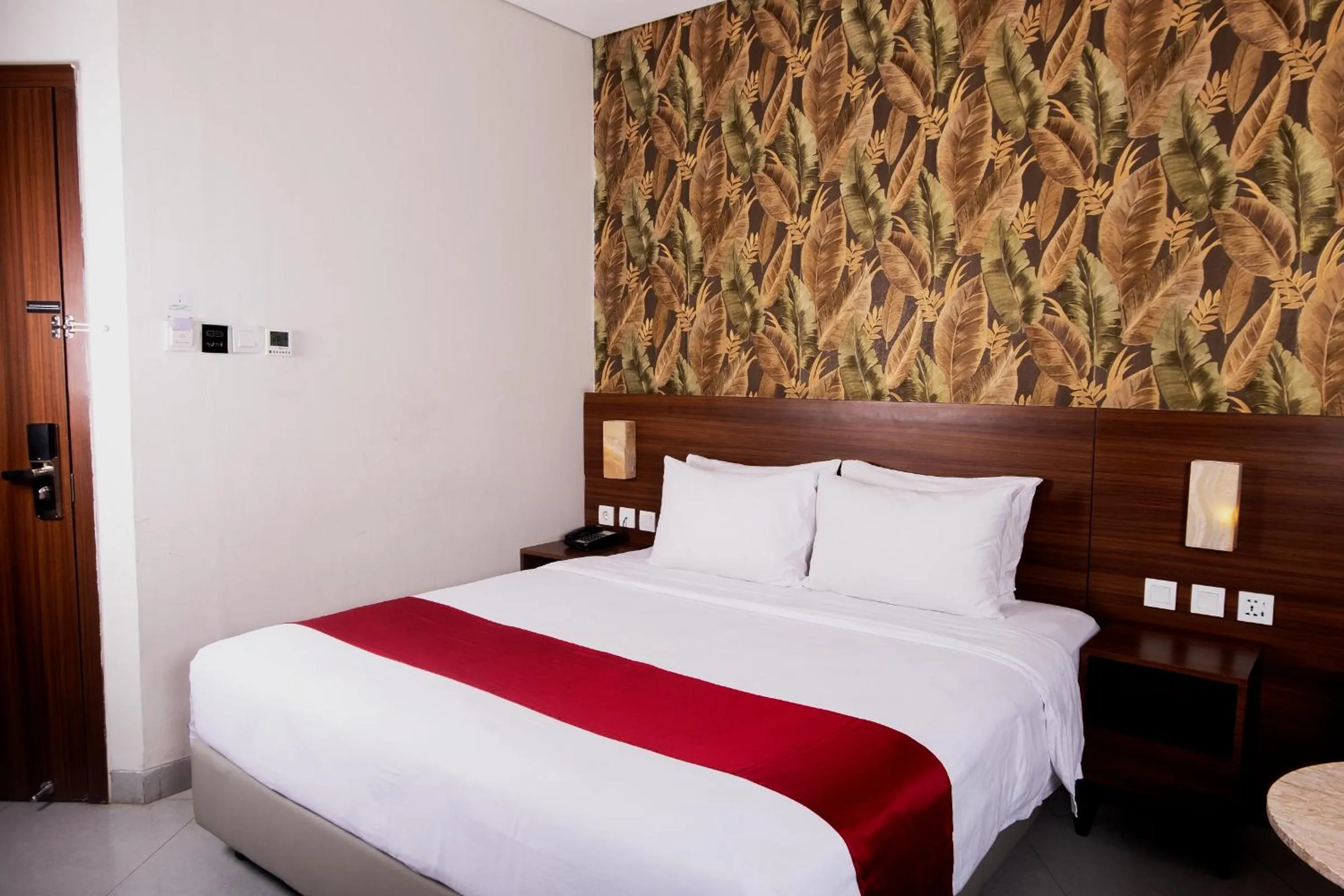 Bedroom, Bed in Pakons Prime Hotel