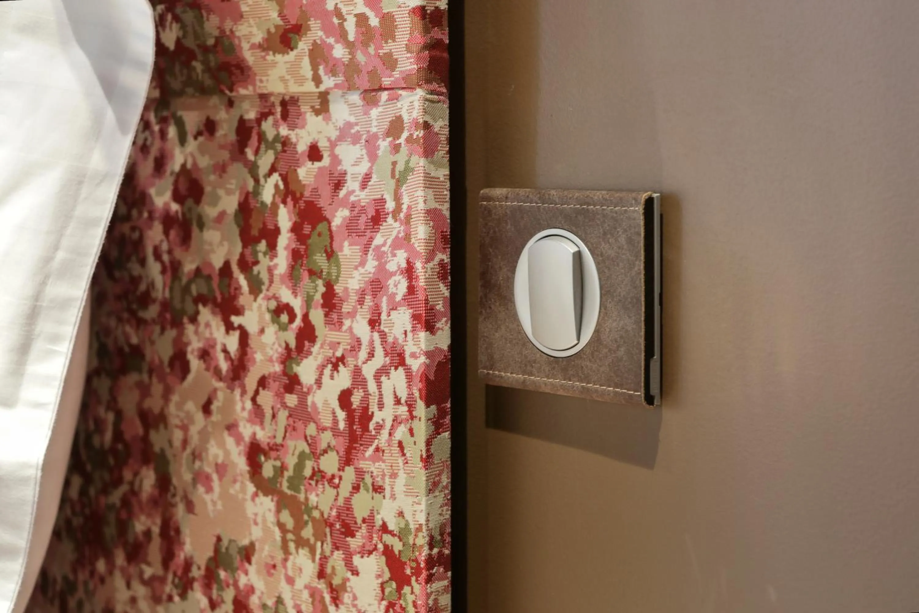 Decorative detail in BRIT HOTEL PRIVILEGE LISIEUX - La Villa des Arts