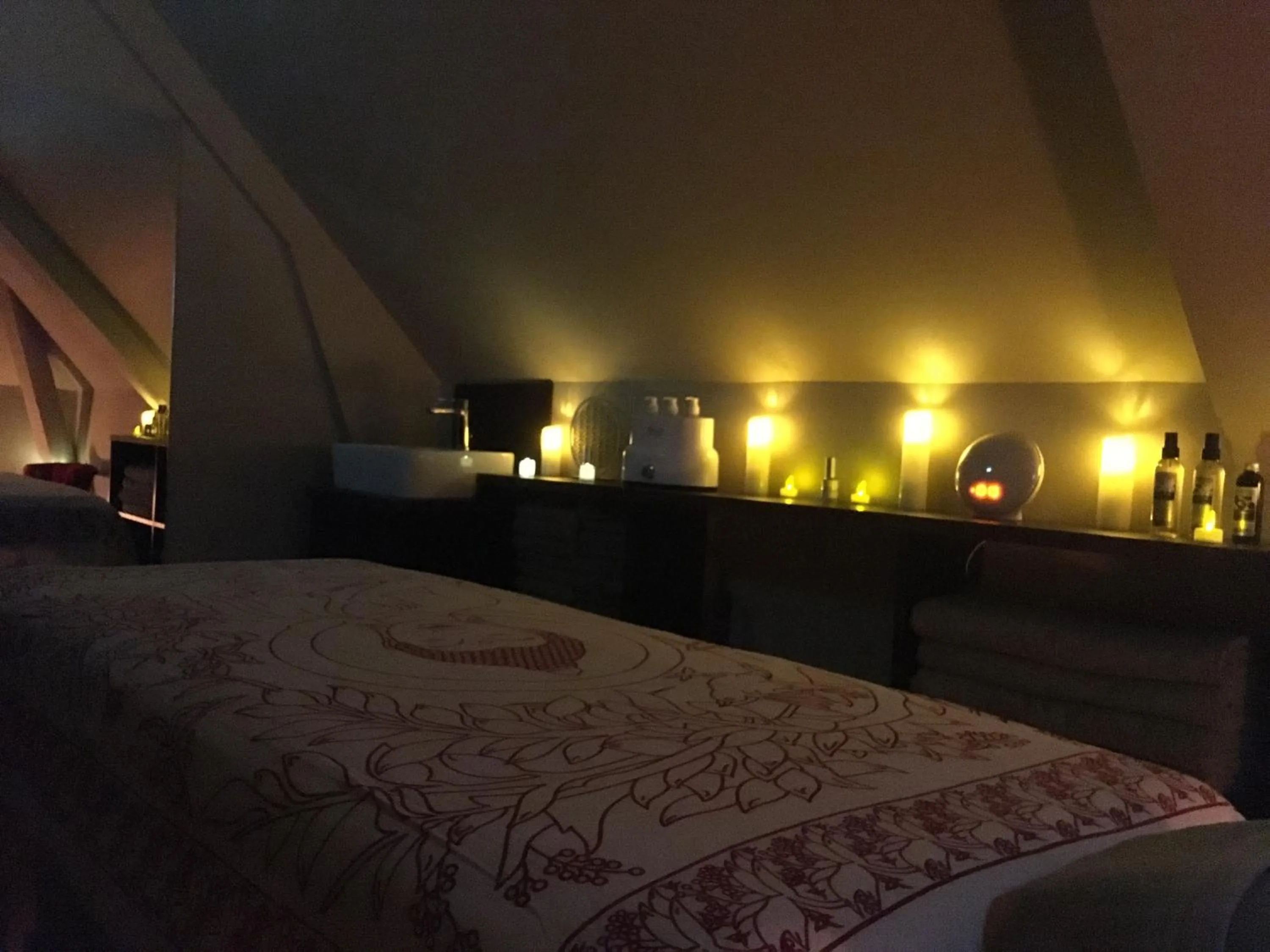 Massage in BRIT HOTEL PRIVILEGE LISIEUX - La Villa des Arts