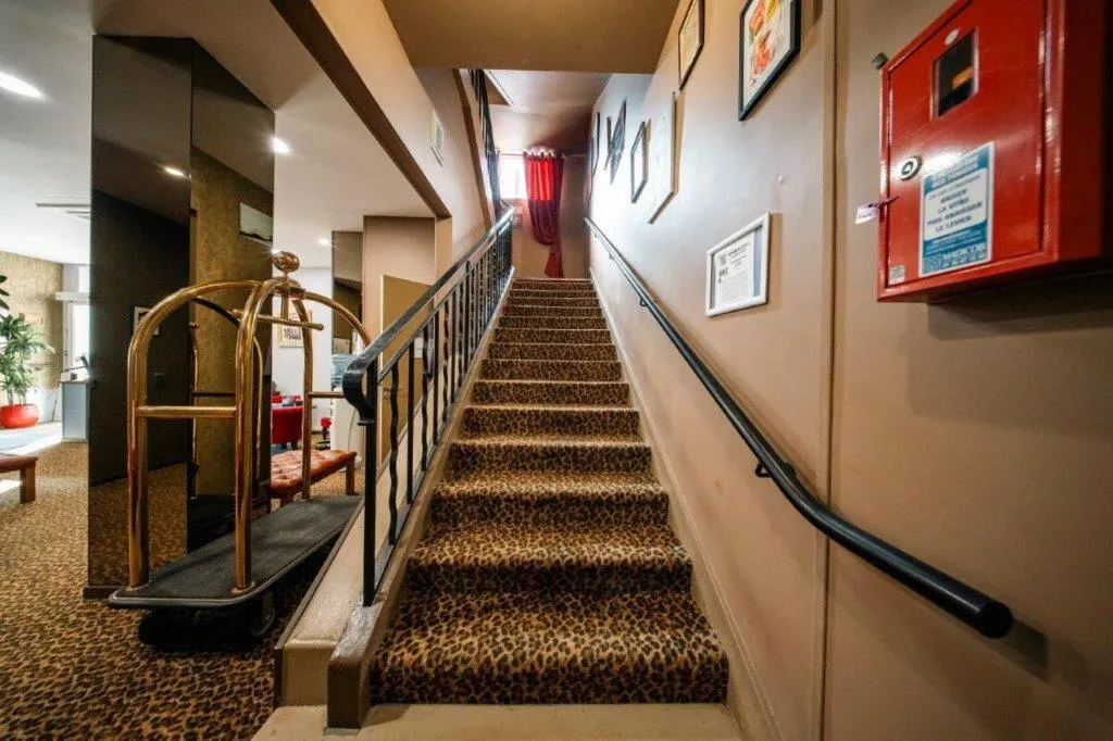 Property building in BRIT HOTEL PRIVILEGE LISIEUX - La Villa des Arts