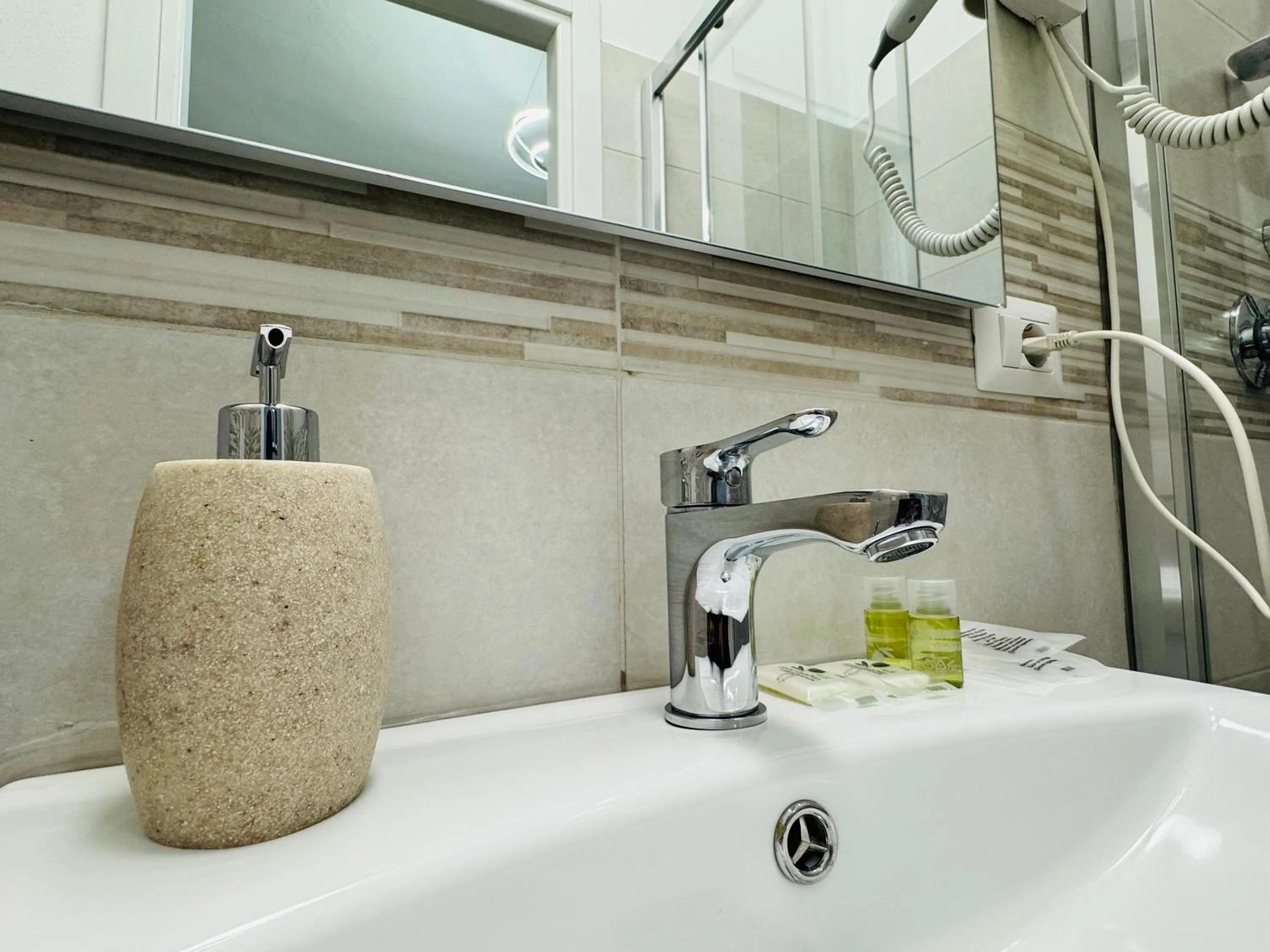 Shower in Villa Matilde