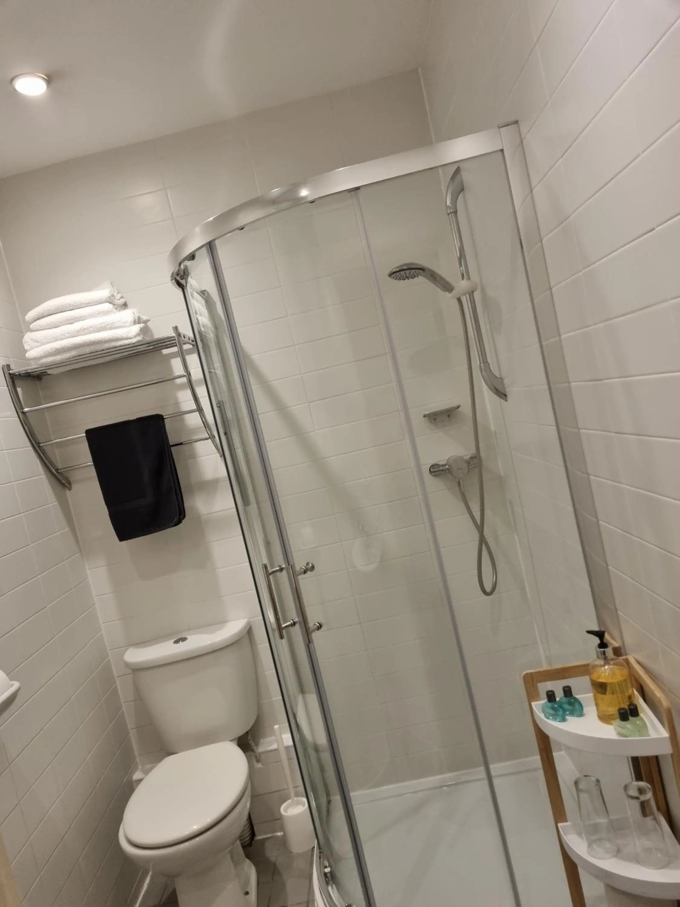 Shower in The Racquet Club