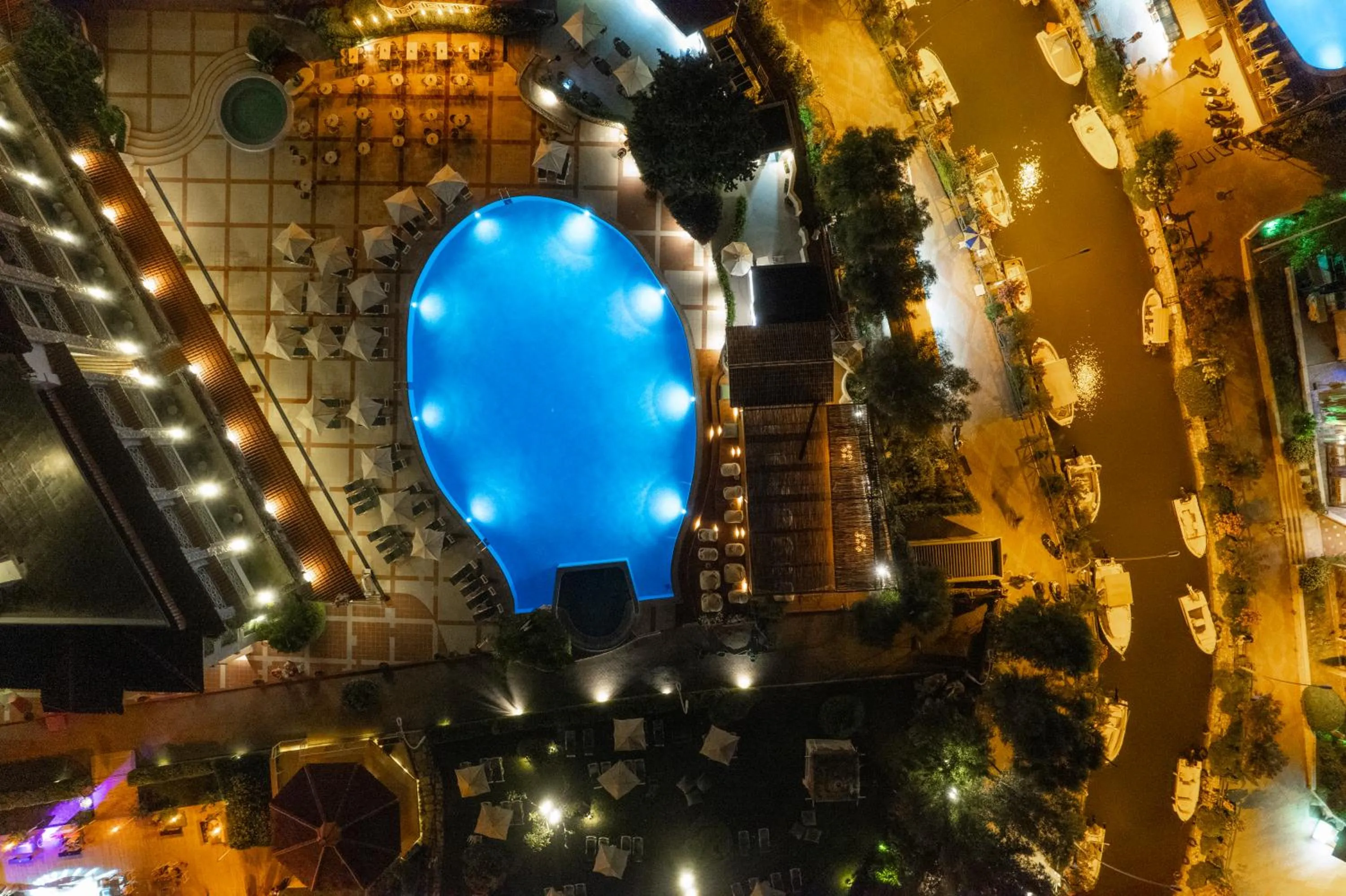 Night in Marti La Perla - Adult Only+16