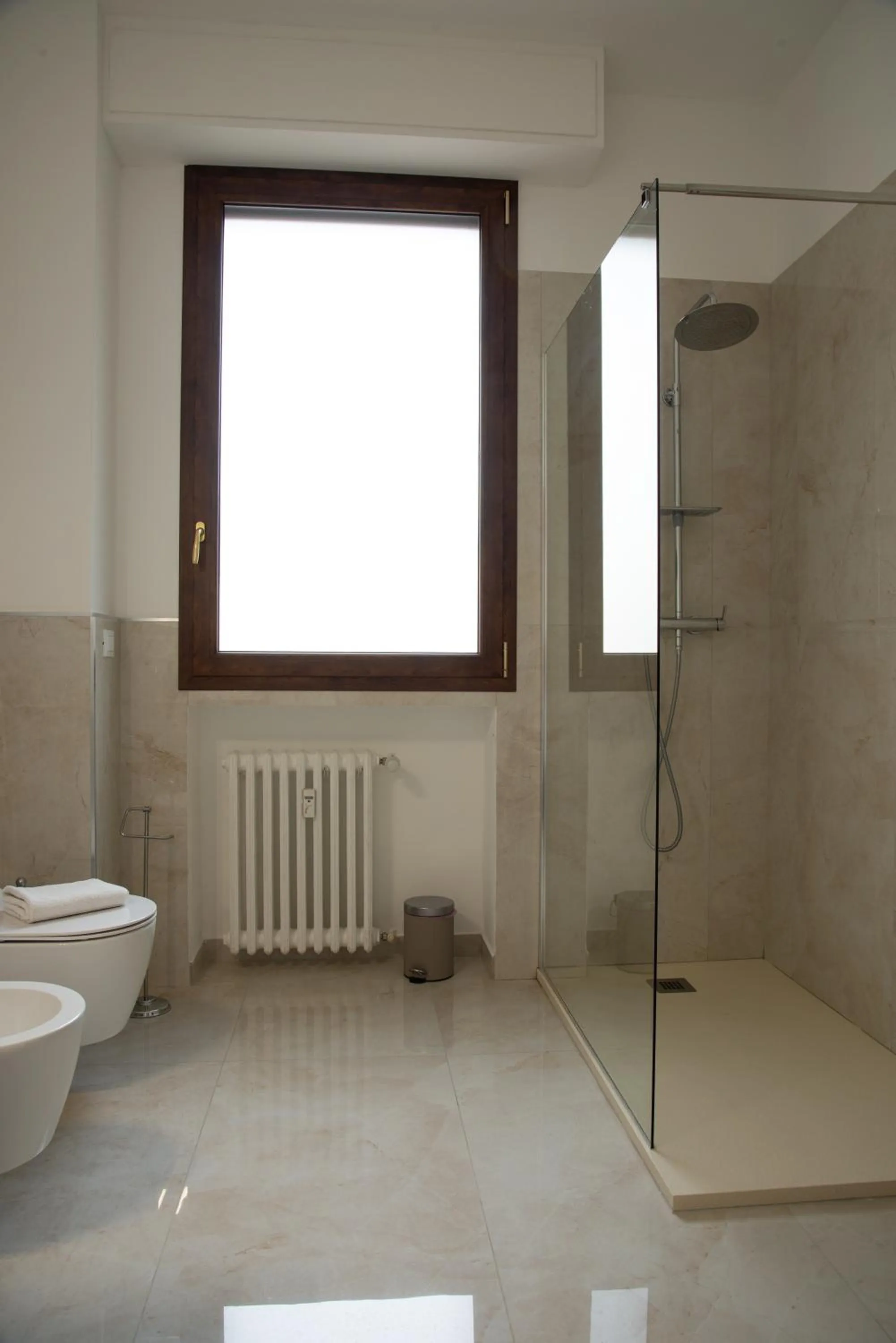 Bathroom in B&B La Marmora 39