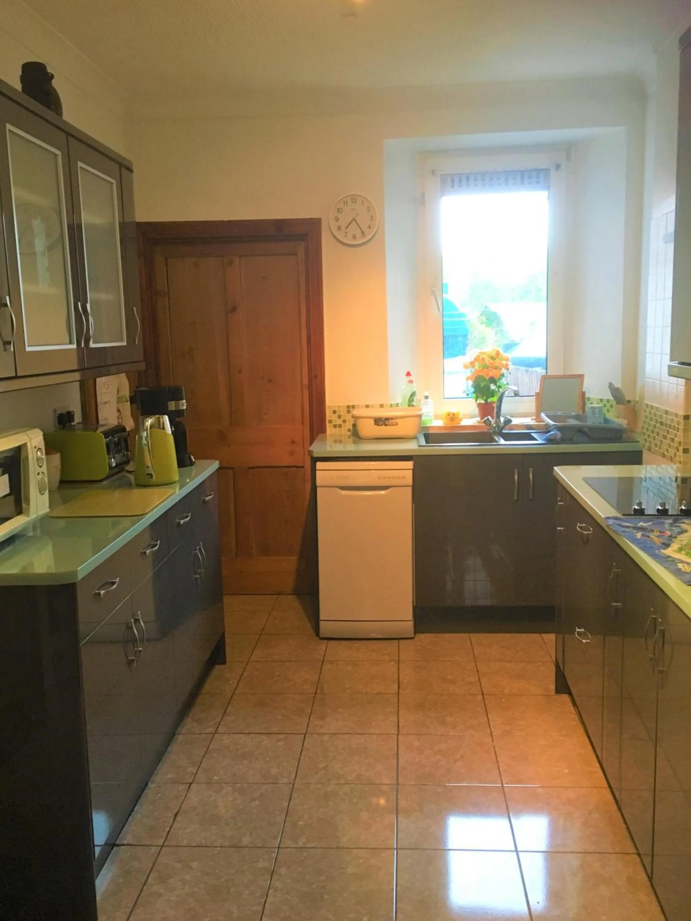 Communal kitchen in Heddfan