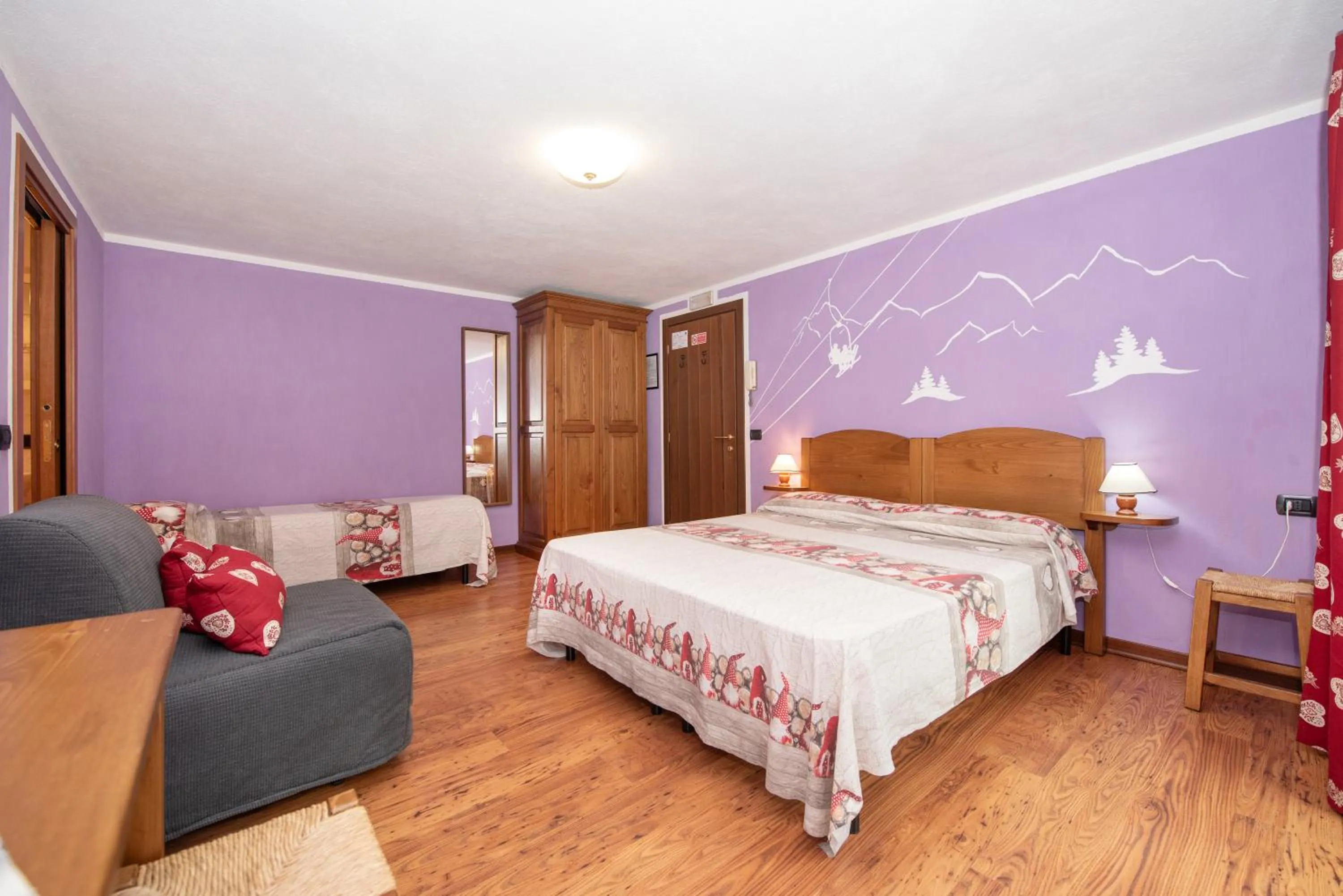 Bedroom, Bed in Agriturismo La Clochette