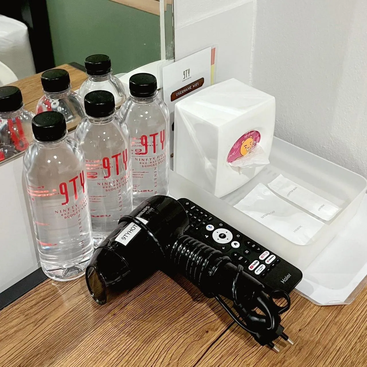 9TY hotel (ninety hotel)