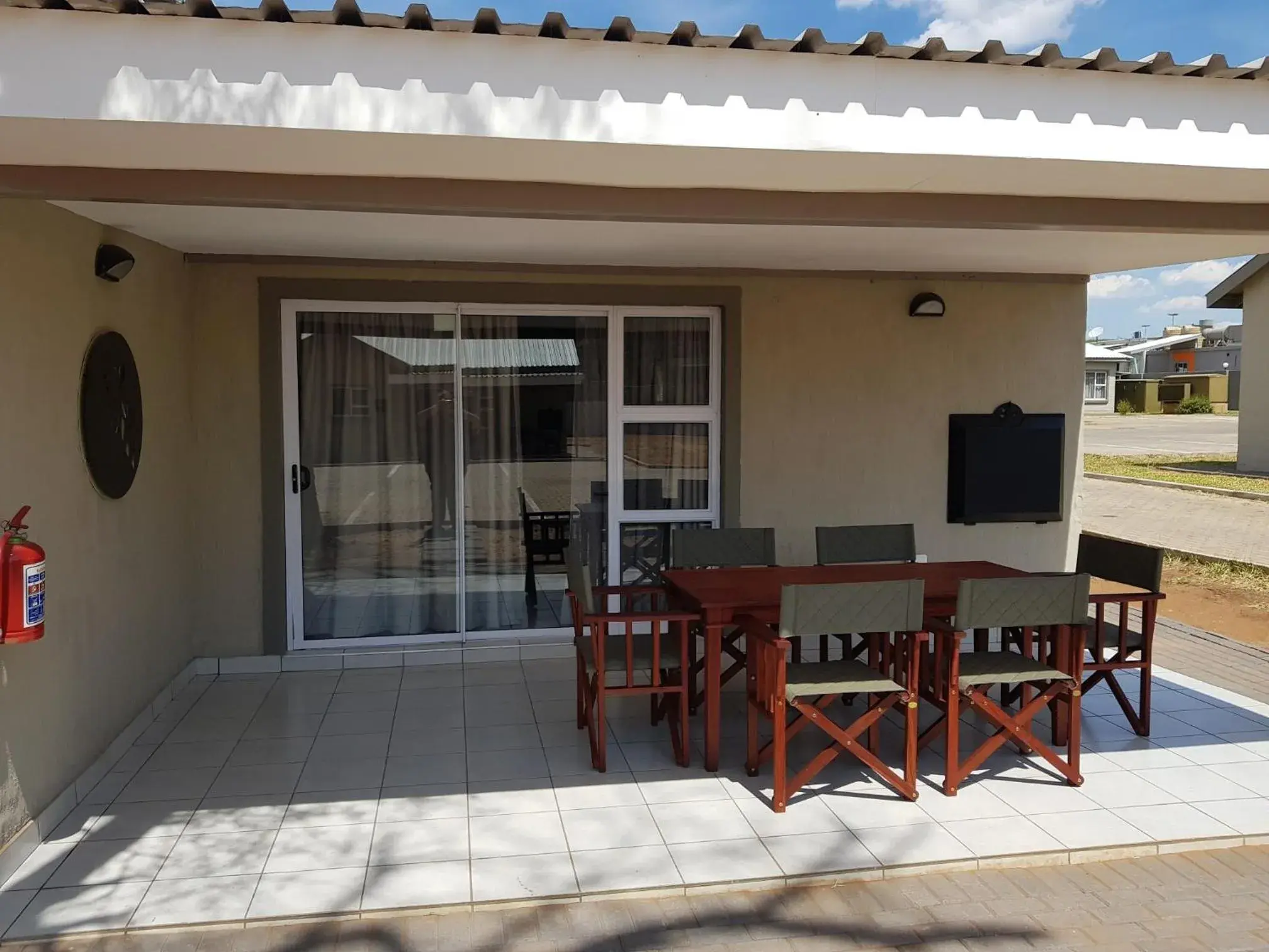 Two-Bedroom Chalet in Tlou Safari Lodge Two-Bedroom Chalet in Tlou Safari Lodge