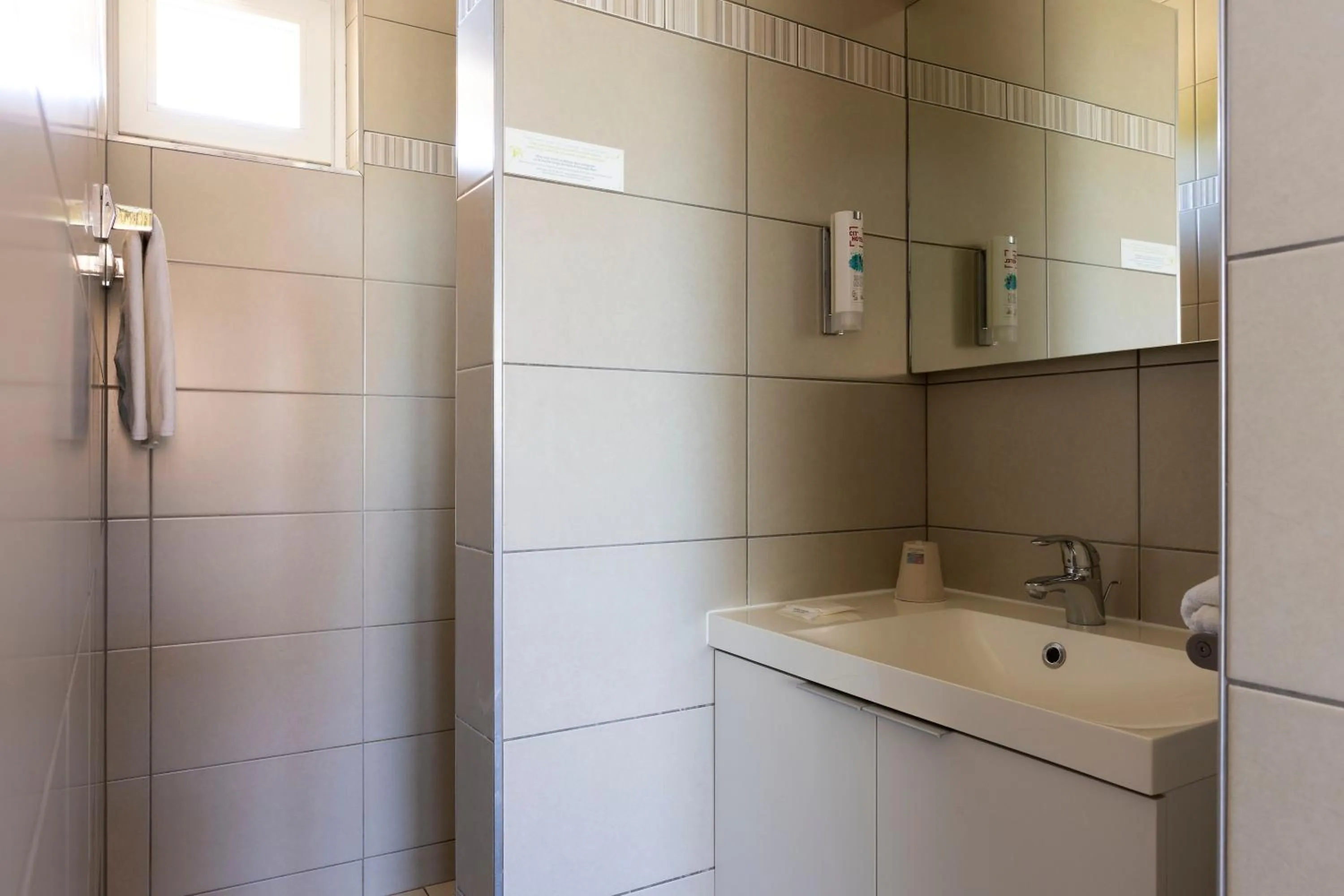 Bathroom in Hôtel du Bollenberg - Restaurant "Côté Plaine" - Spa de la Colline