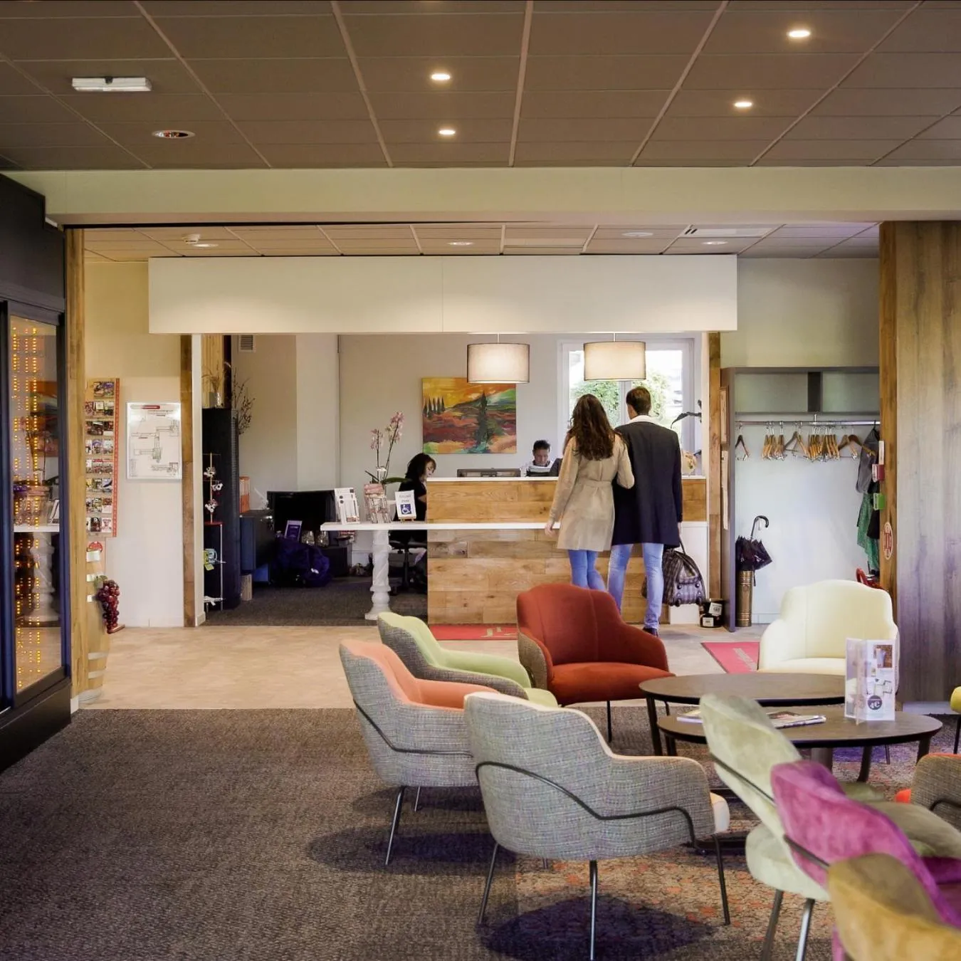 Lobby or reception in Hôtel du Bollenberg - Restaurant "Côté Plaine" - Spa de la Colline