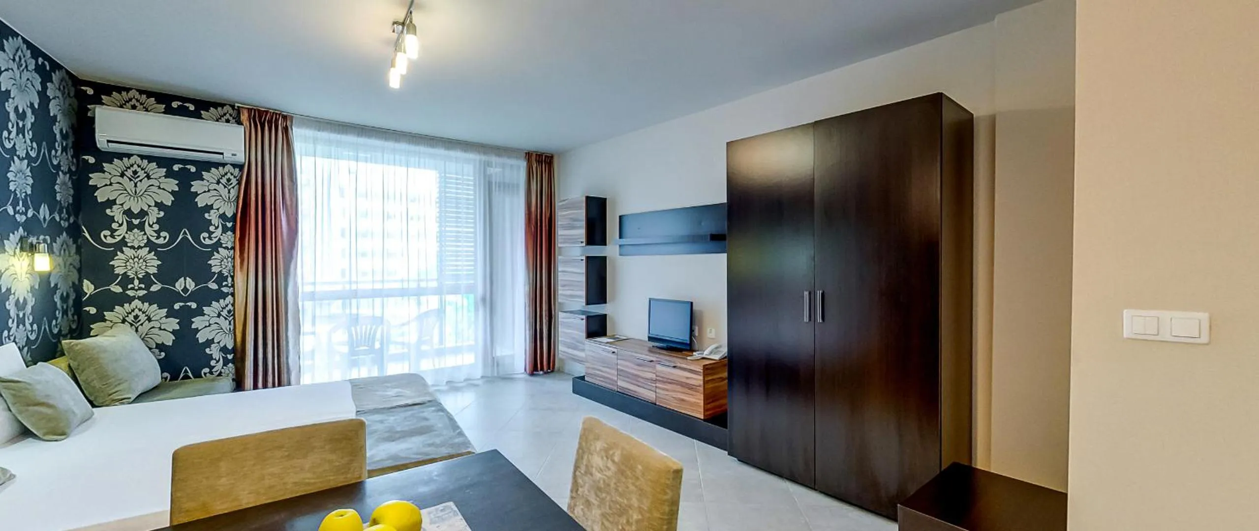 Bed in Briz Beach Apartments