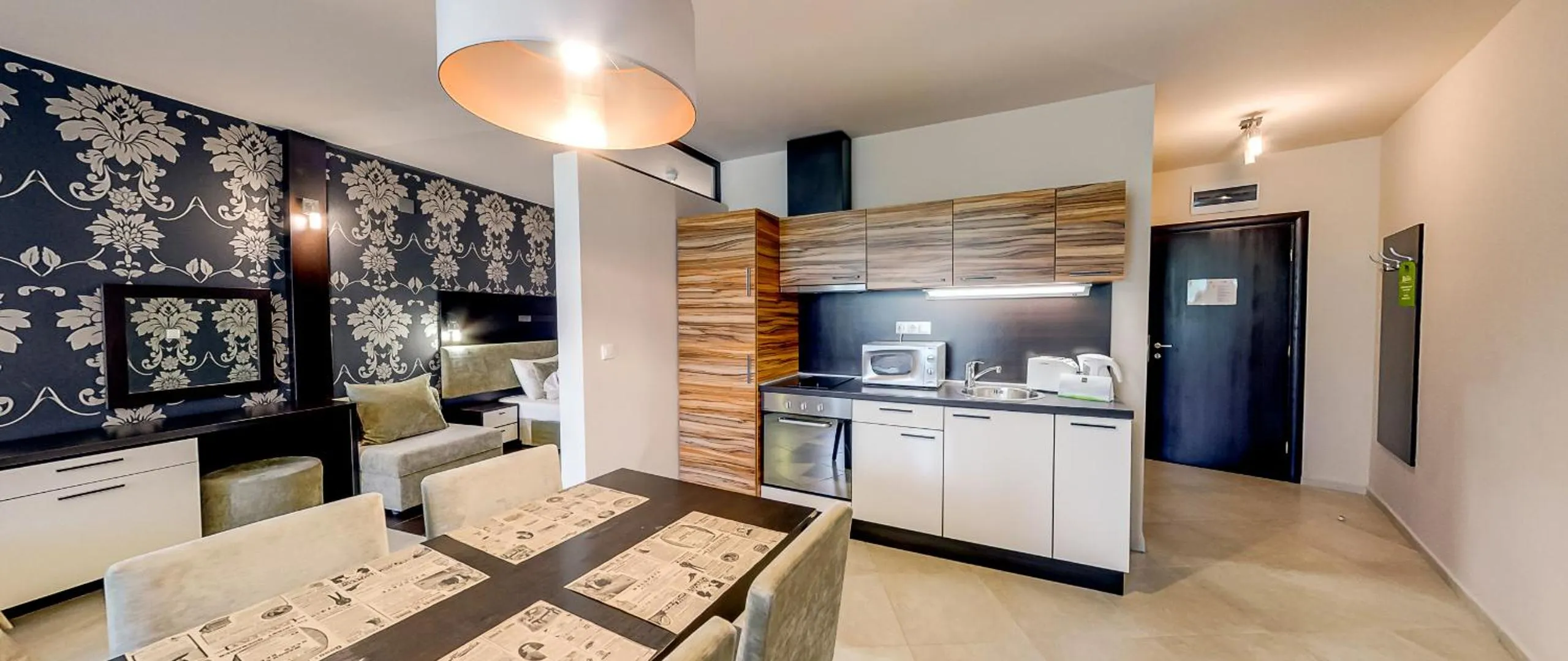 Briz Beach Apartments