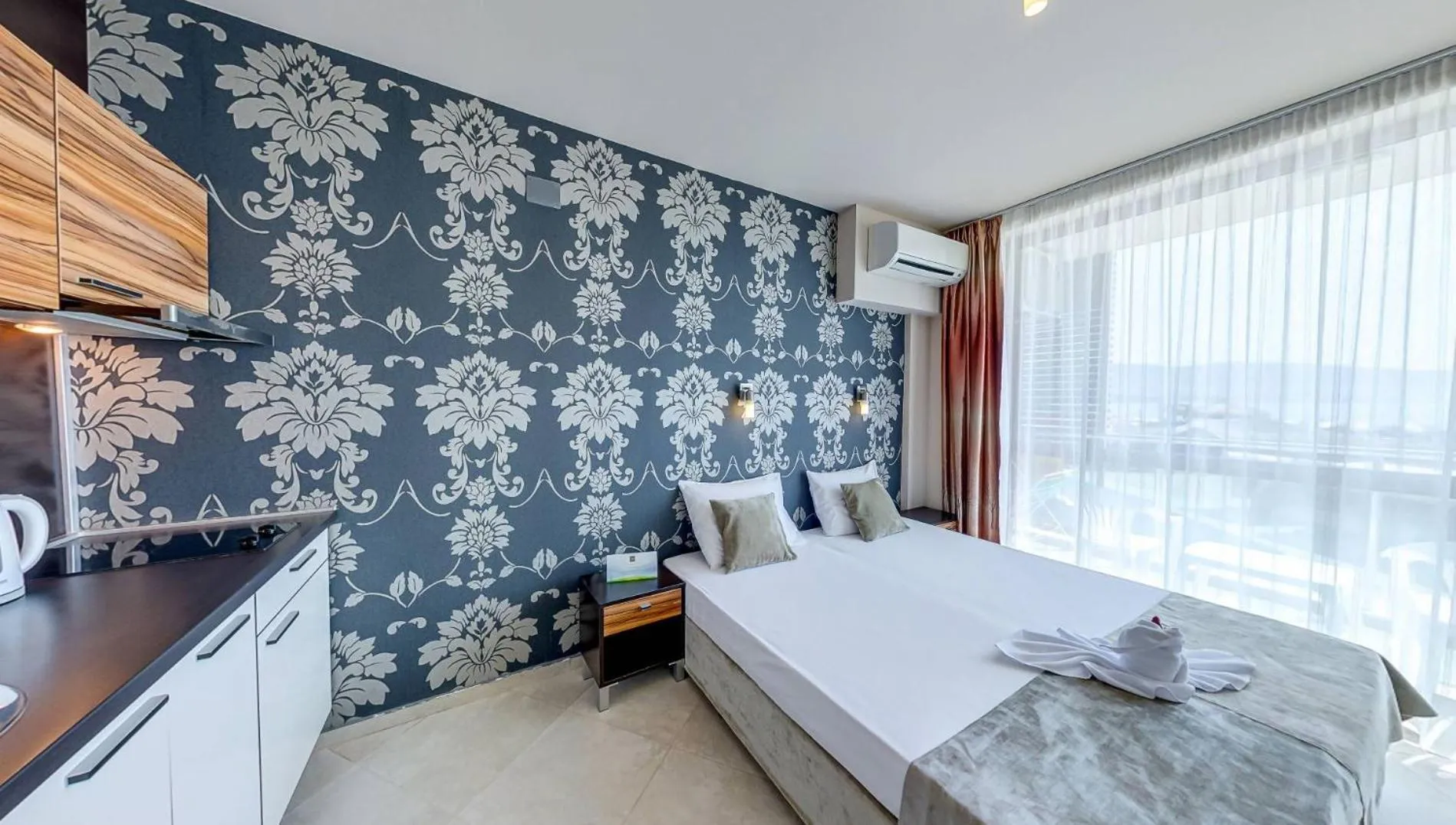 Bed in Briz Beach Apartments