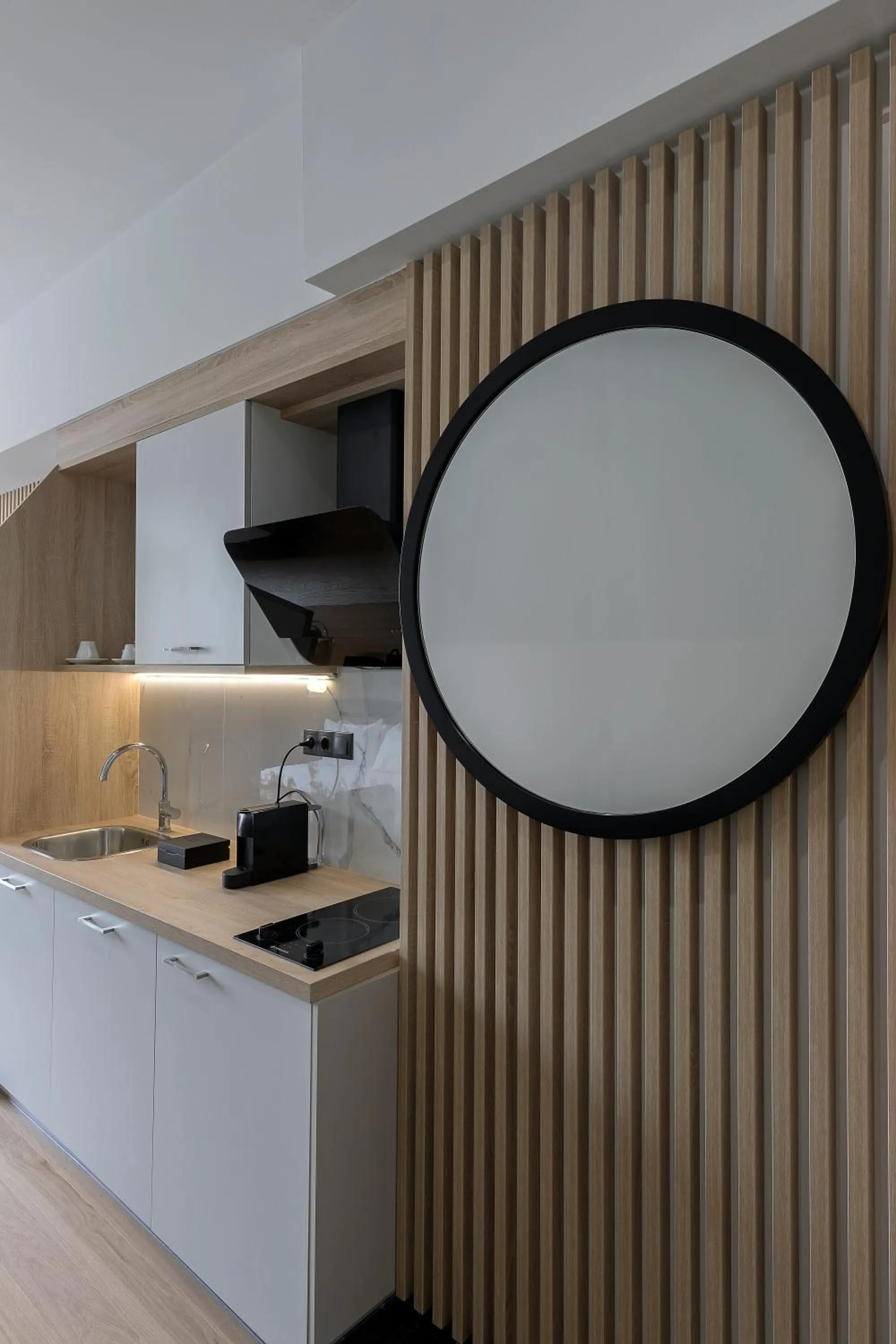 Coffee/tea facilities in Philosofia Athens Suites